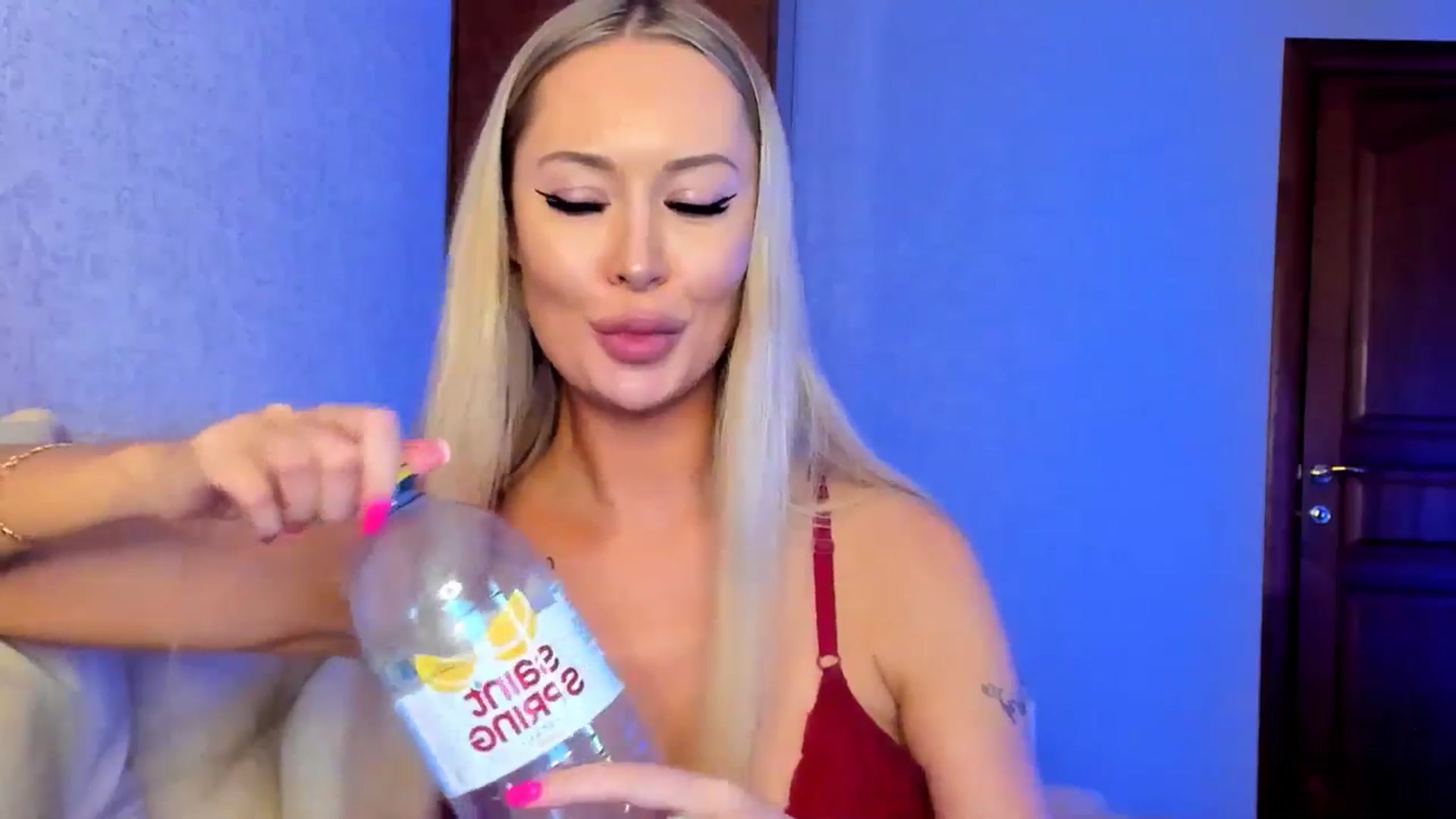Gallery image thumbnail from MarySweety_'s myfreecams stream on, 04/21/2026, 06:08 image 20 of 20
