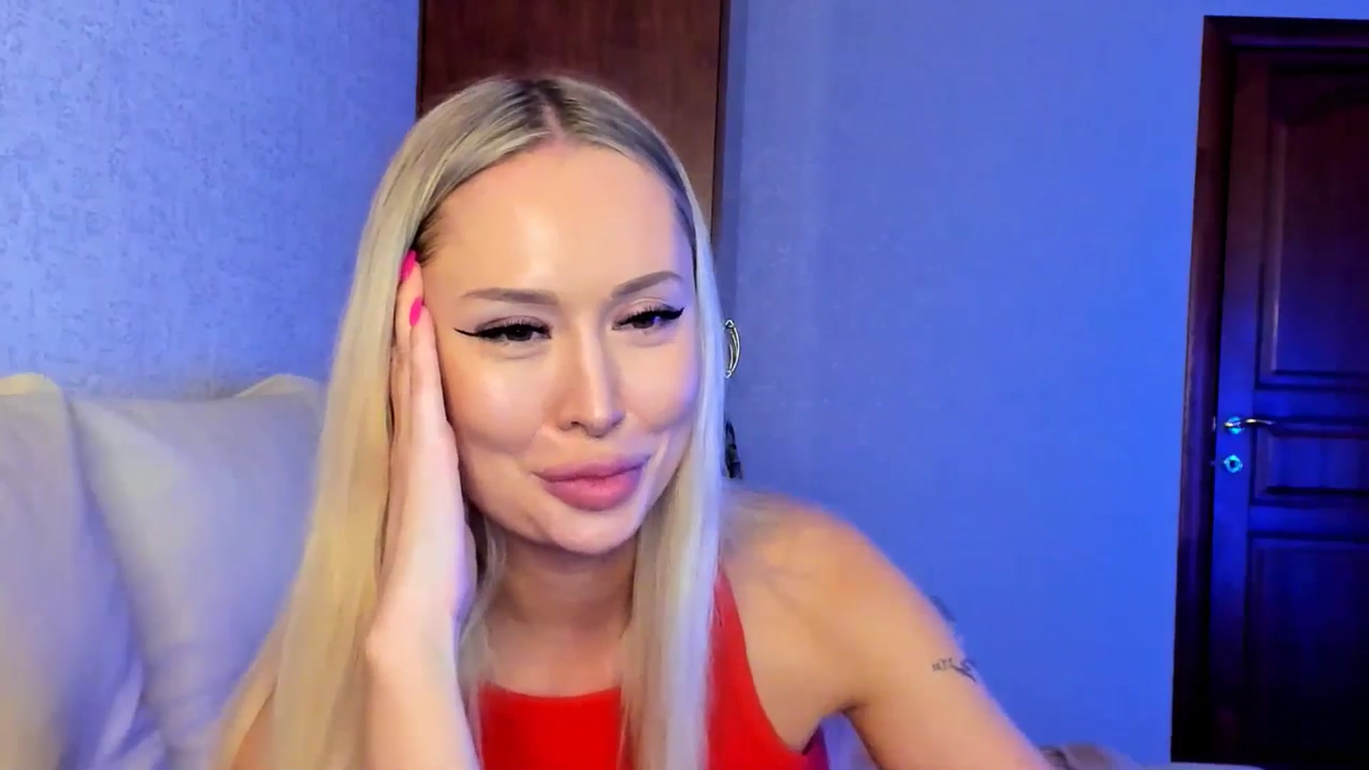 Gallery image thumbnail from MarySweety_'s myfreecams stream on, 04/28/2026, 05:40 image 5 of 20