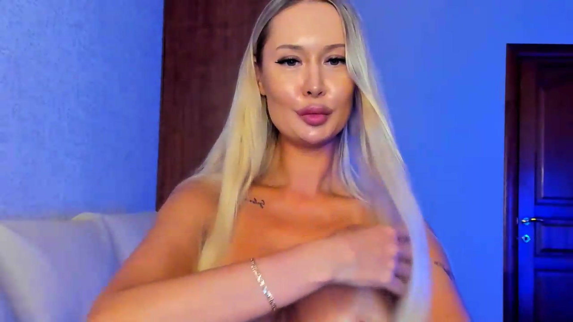 Gallery image thumbnail from MarySweety_'s myfreecams stream on, 07/07/2026, 04:50 image 5 of 20