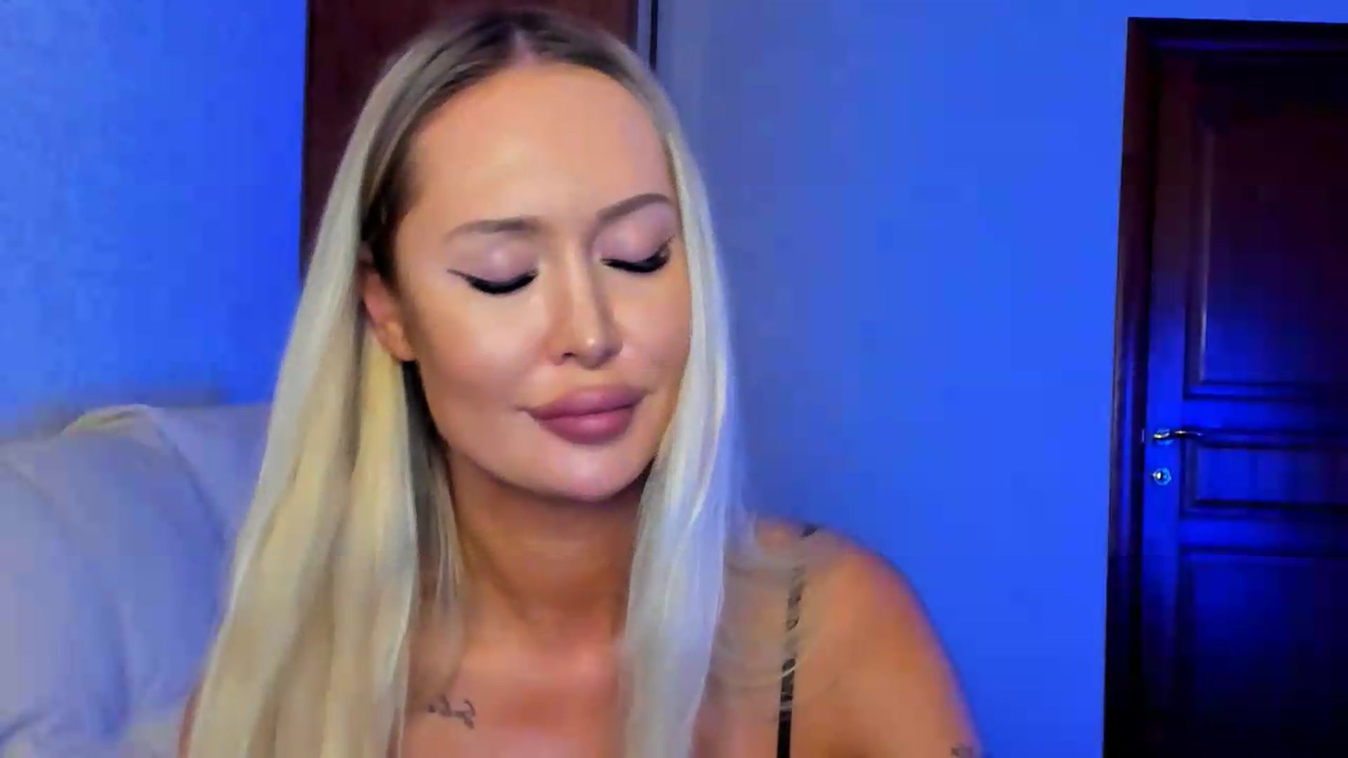 Gallery image thumbnail from MarySweety_'s myfreecams stream on, 08/05/2026, 06:56 image 16 of 20