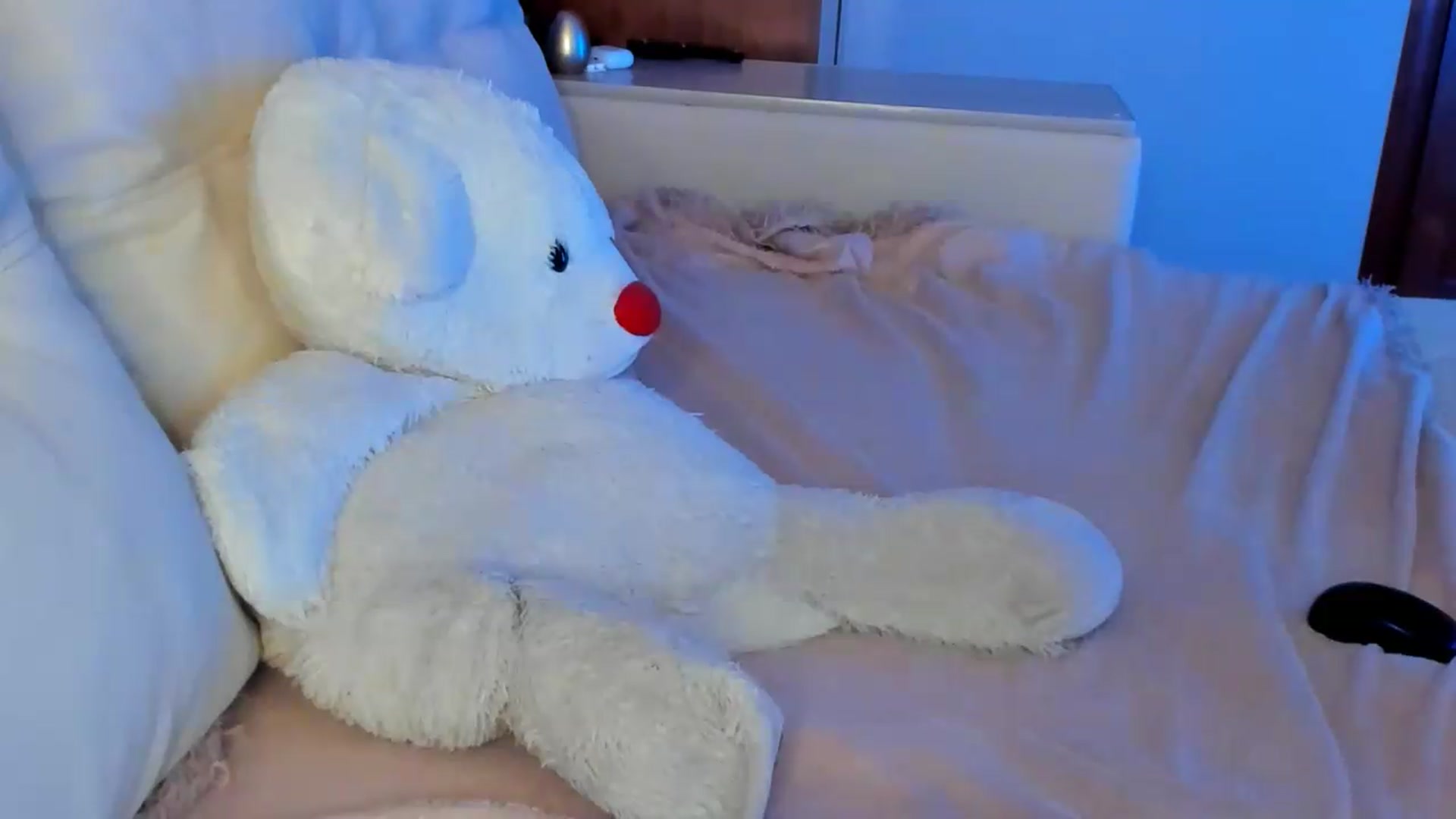 Gallery image thumbnail from MarySweety_'s myfreecams stream on, 08/20/2026, 05:07 image 9 of 20