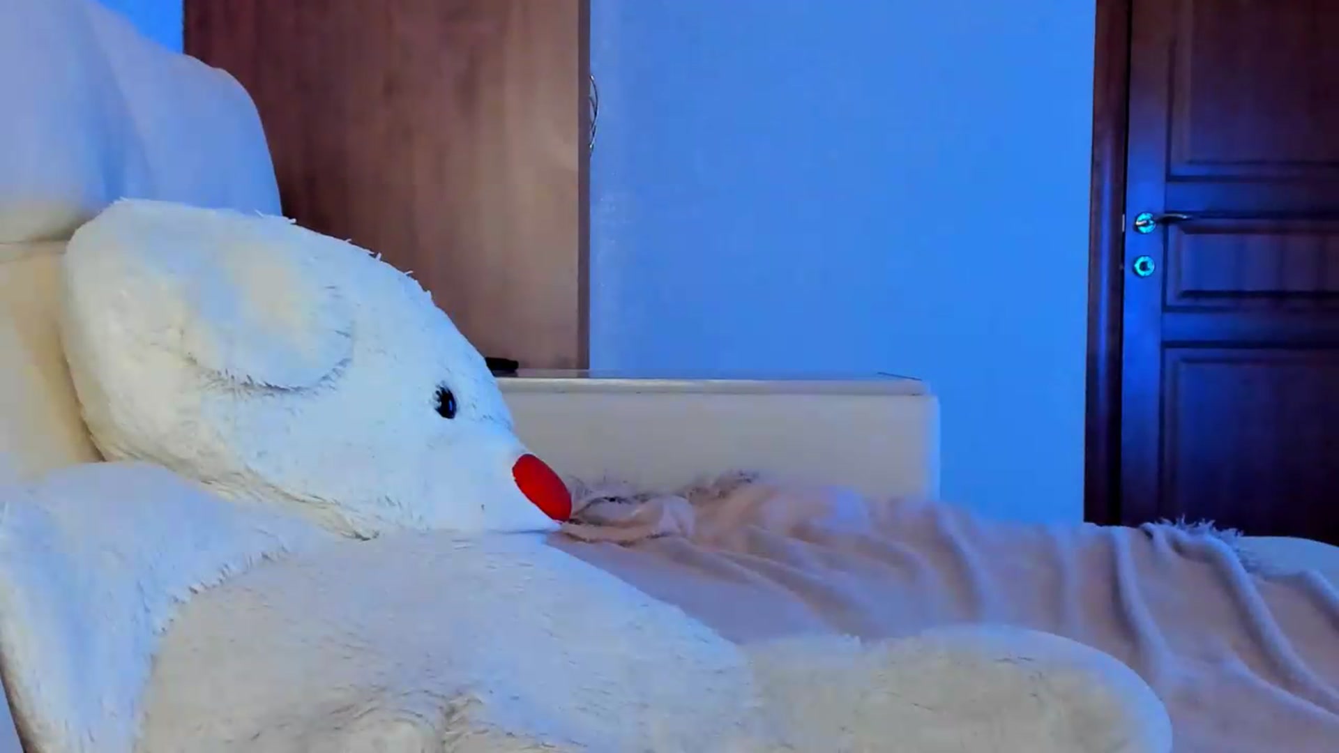 Gallery image thumbnail from MarySweety_'s myfreecams stream on, 08/20/2026, 05:07 image 16 of 20