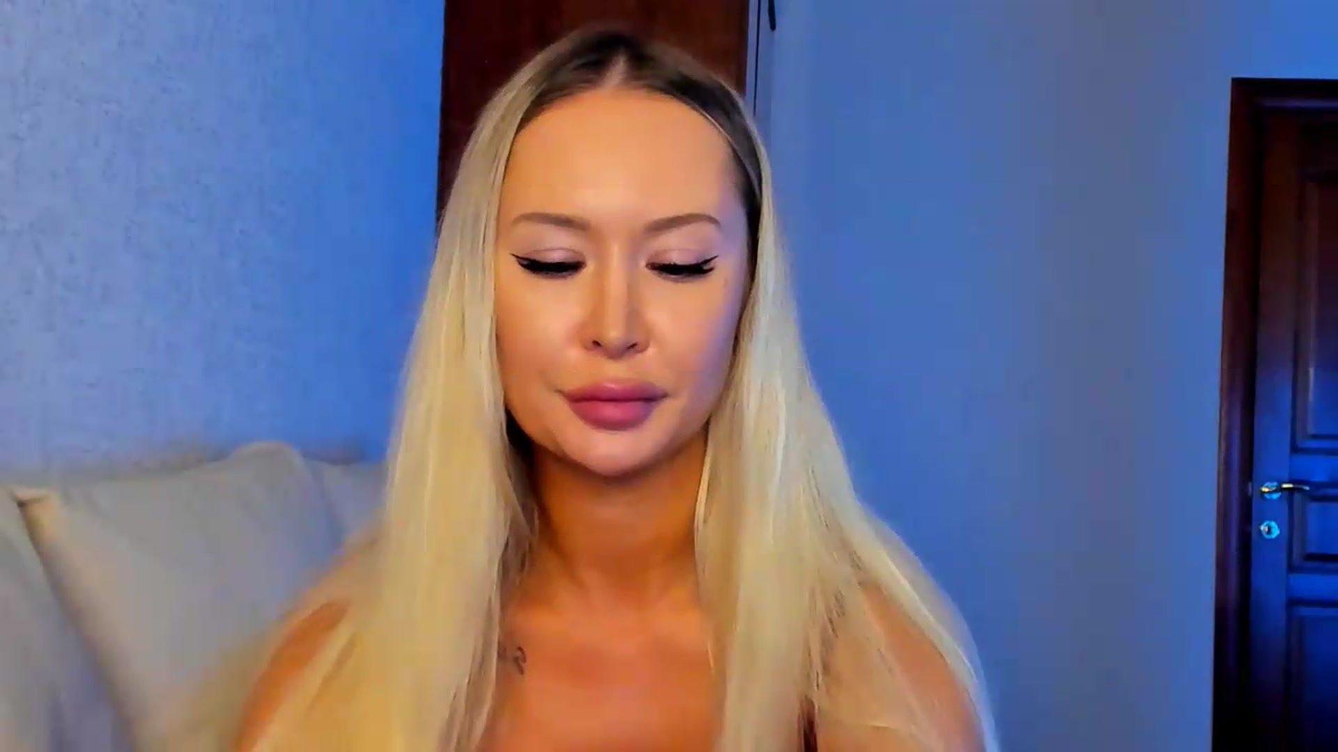 Gallery image thumbnail from MarySweety_'s myfreecams stream on, 08/29/2026, 04:28 image 10 of 20