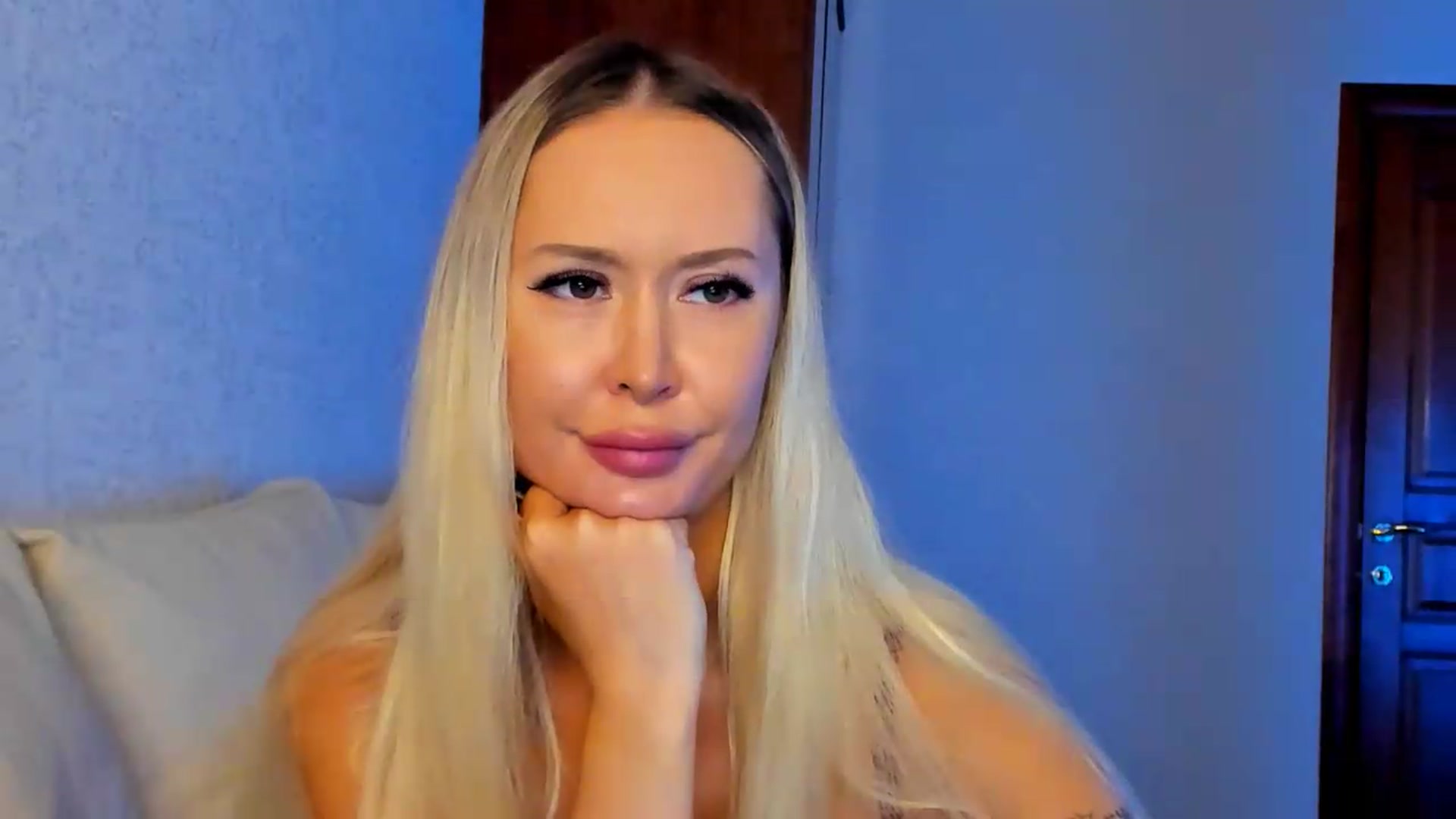 Gallery image thumbnail from MarySweety_'s myfreecams stream on, 08/29/2026, 04:28 image 11 of 20