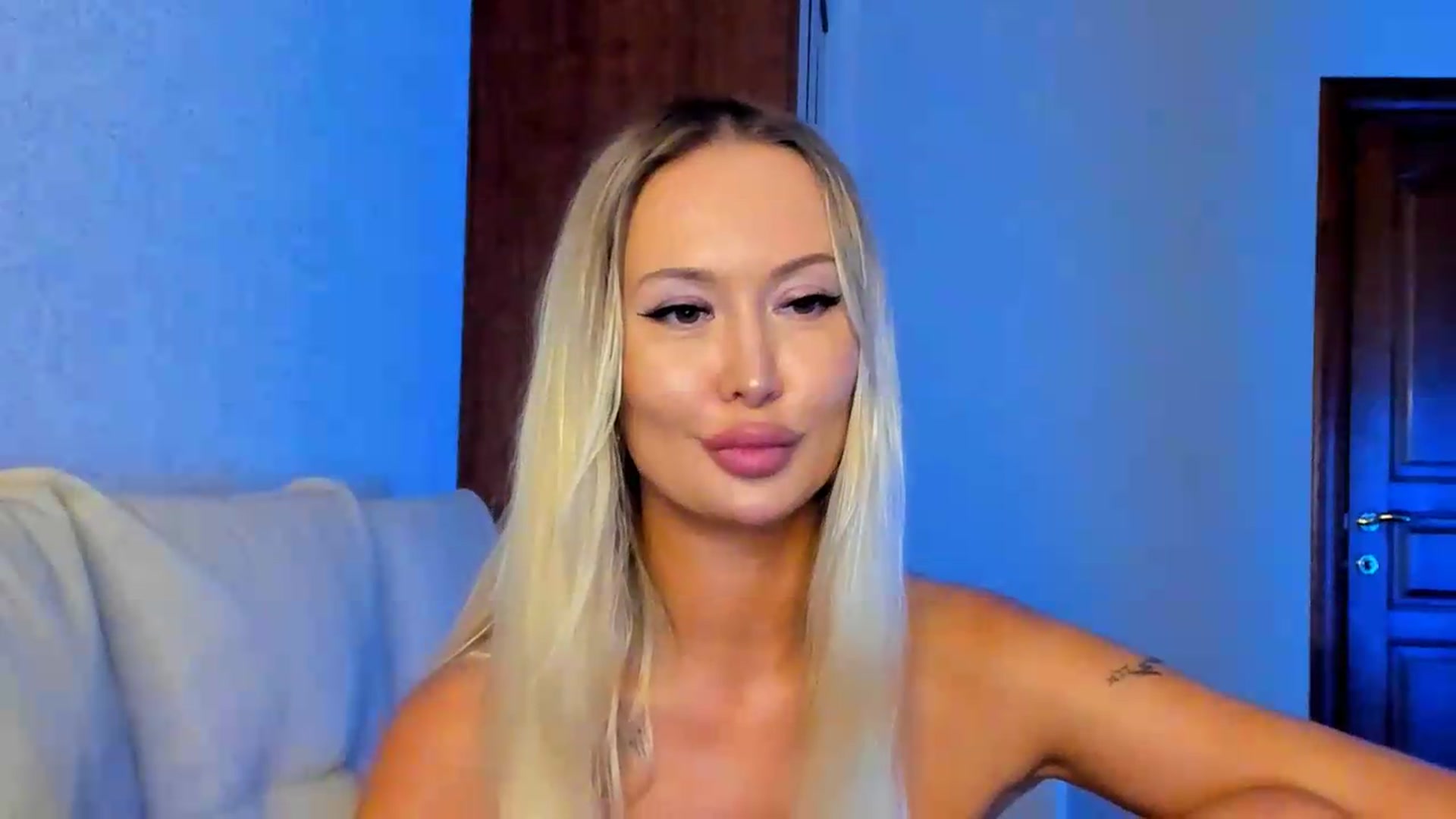 Gallery image thumbnail from MarySweety_'s myfreecams stream on, 09/03/2026, 06:37 image 5 of 20