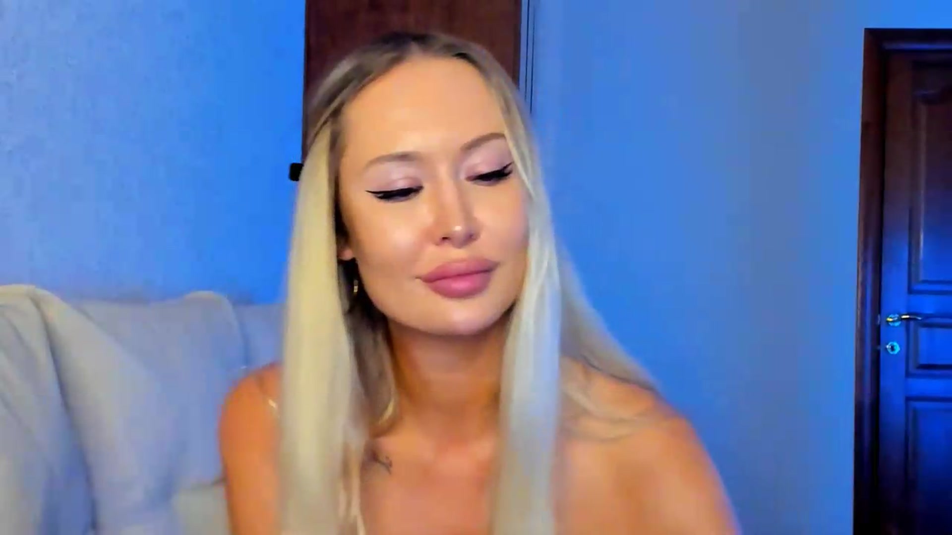 Gallery image thumbnail from MarySweety_'s myfreecams stream on, 09/03/2026, 06:37 image 19 of 20