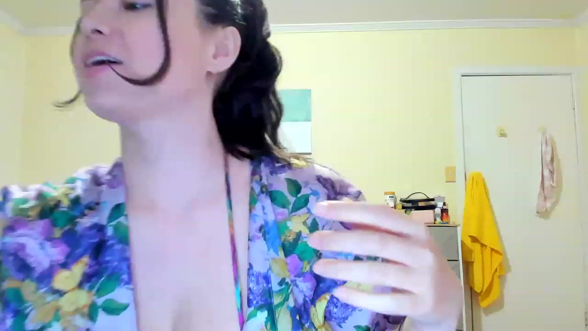 Gallery image thumbnail from MaryVader's myfreecams stream on, 04/30/2023, 08:16 image 10 of 20