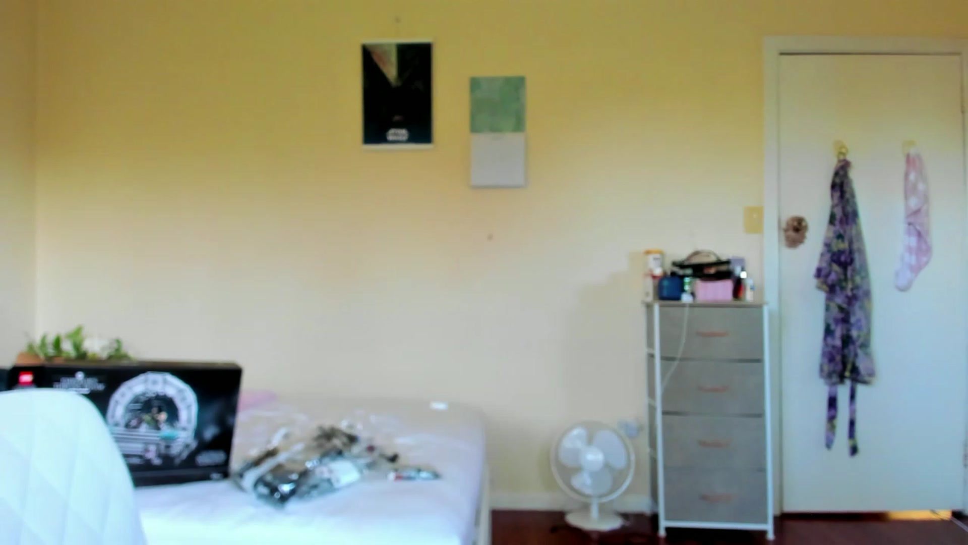 Gallery image thumbnail from MaryVader's myfreecams stream on, 05/05/2023, 08:16 image 7 of 20