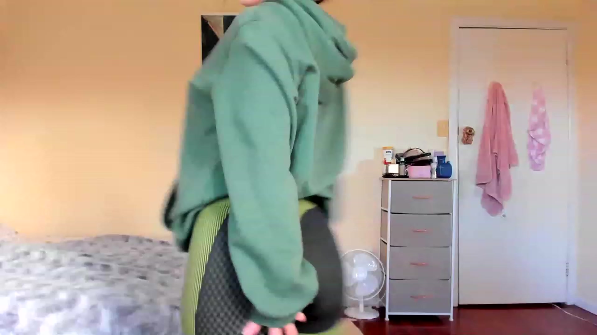 Gallery image thumbnail from MaryVader's myfreecams stream on, 06/16/2023, 06:47 image 16 of 20