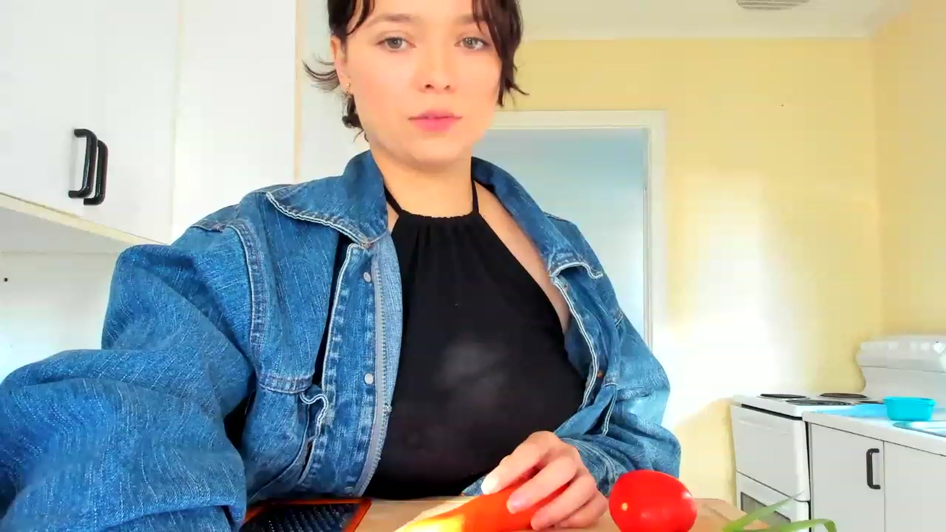 Gallery image thumbnail from MaryVader's myfreecams stream on, 06/17/2023, 06:00 image 16 of 20