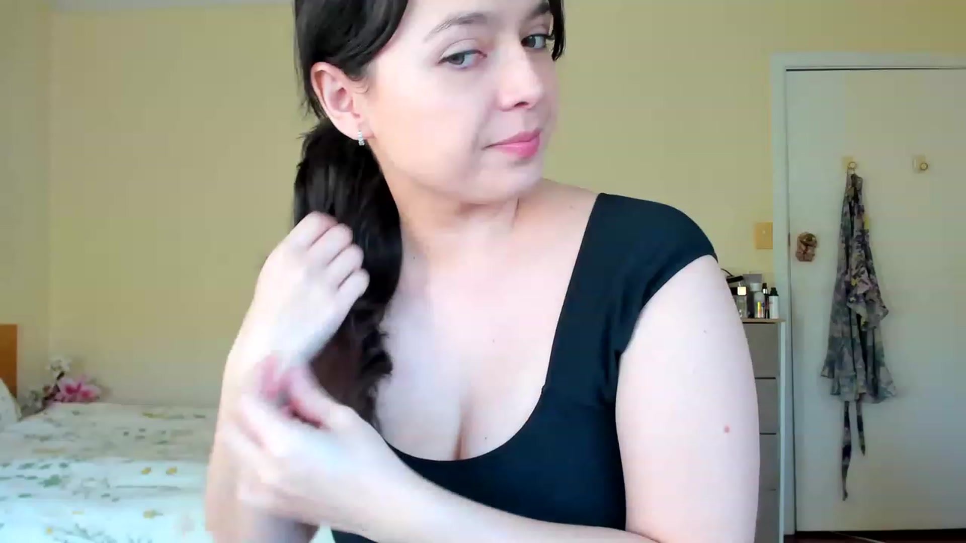 Gallery image thumbnail from MaryVader's myfreecams stream on, 06/26/2023, 06:10 image 3 of 20