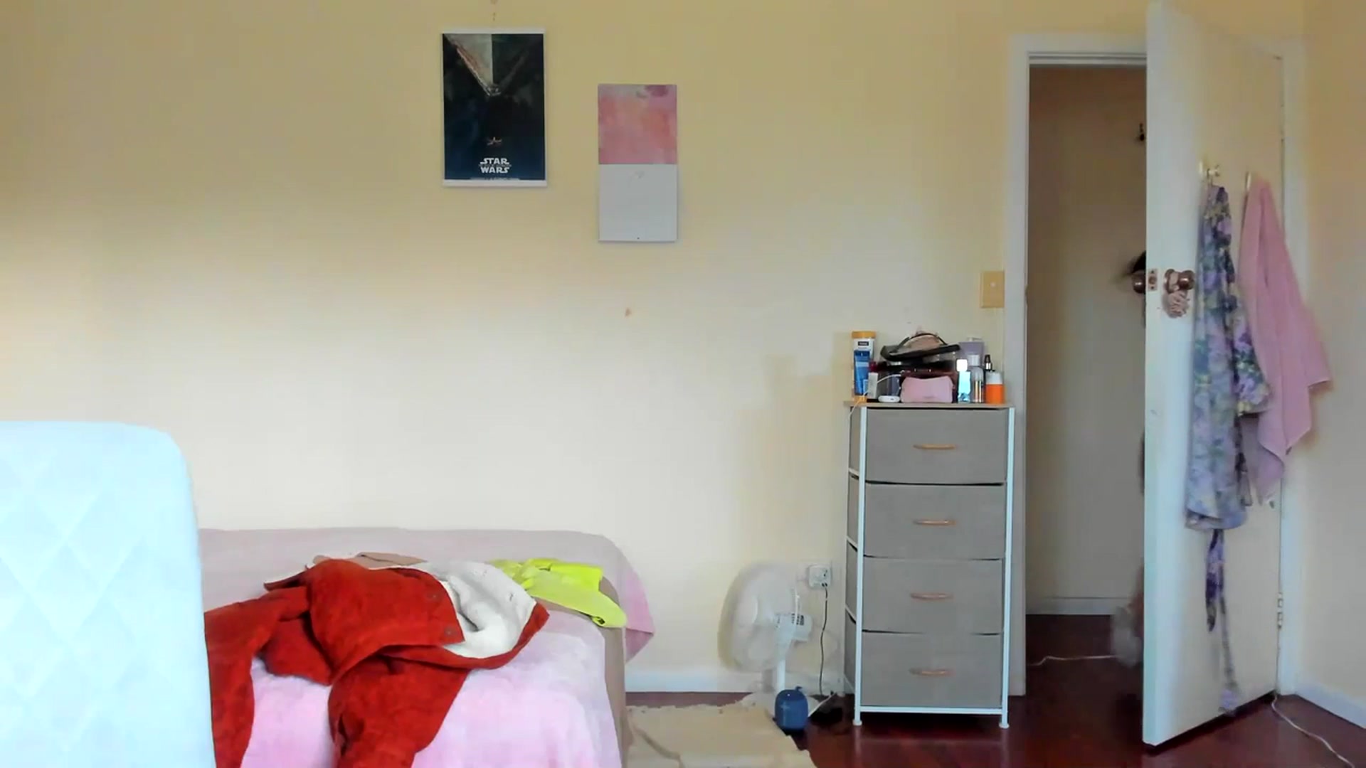 Gallery image thumbnail from MaryVader's myfreecams stream on, 07/15/2023, 06:55 image 17 of 20