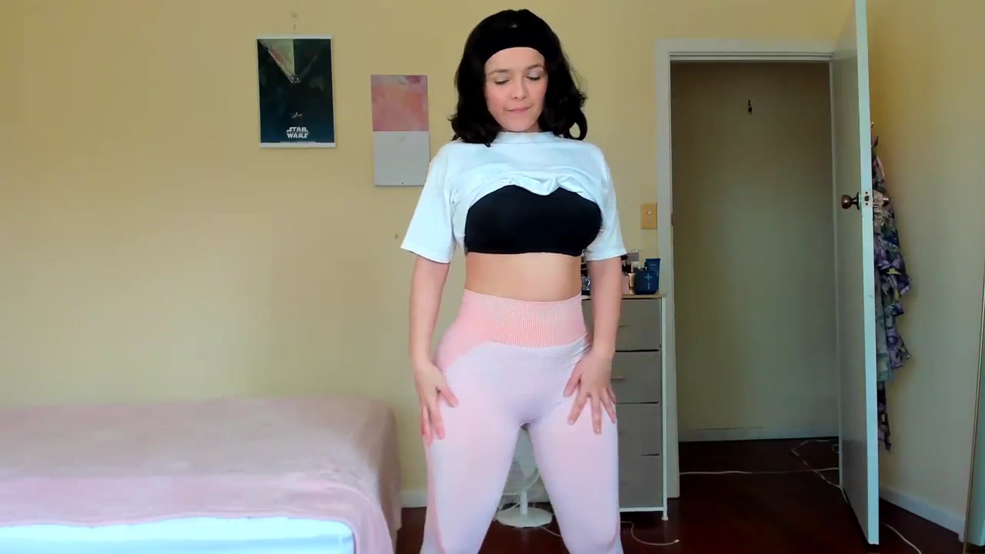Gallery image thumbnail from MaryVader's myfreecams stream on, 07/26/2023, 05:17 image 6 of 20