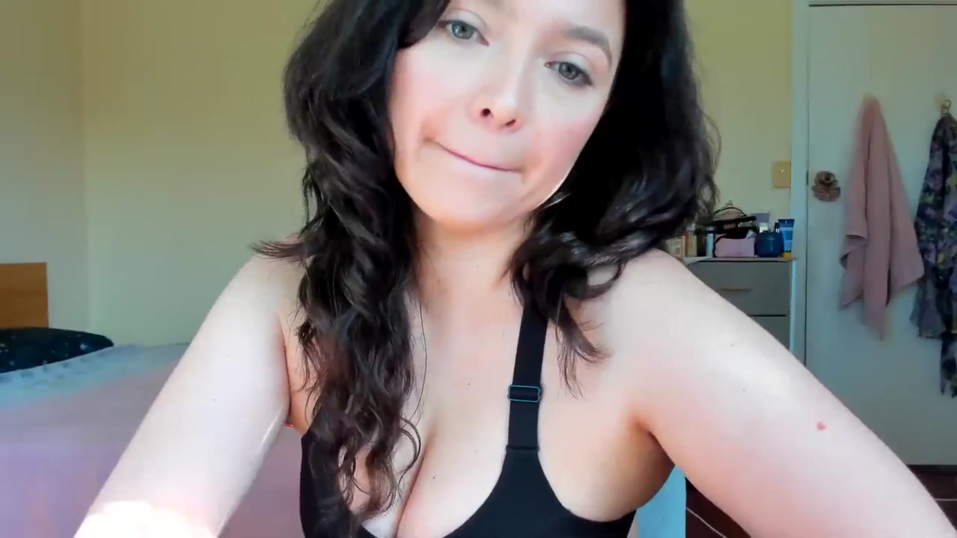 Gallery image thumbnail from MaryVader's myfreecams stream on, 08/03/2023, 04:23 image 20 of 20