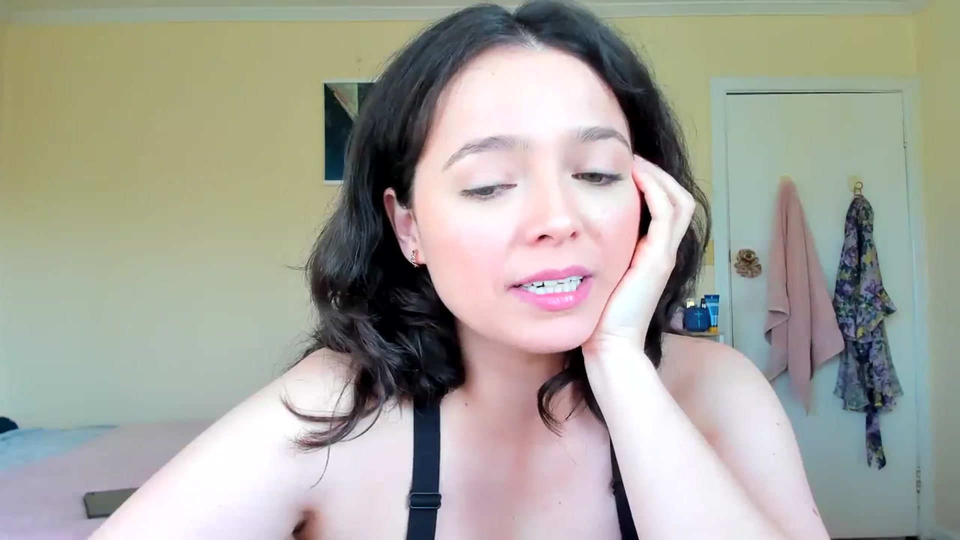 Gallery image thumbnail from MaryVader's myfreecams stream on, 08/03/2023, 06:03 image 9 of 20