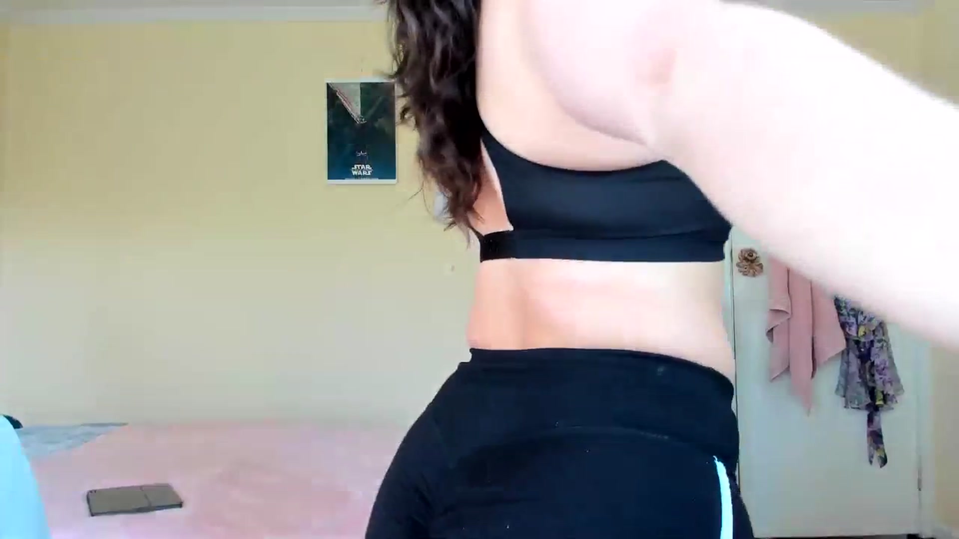 Gallery image thumbnail from MaryVader's myfreecams stream on, 08/03/2023, 06:03 image 10 of 20