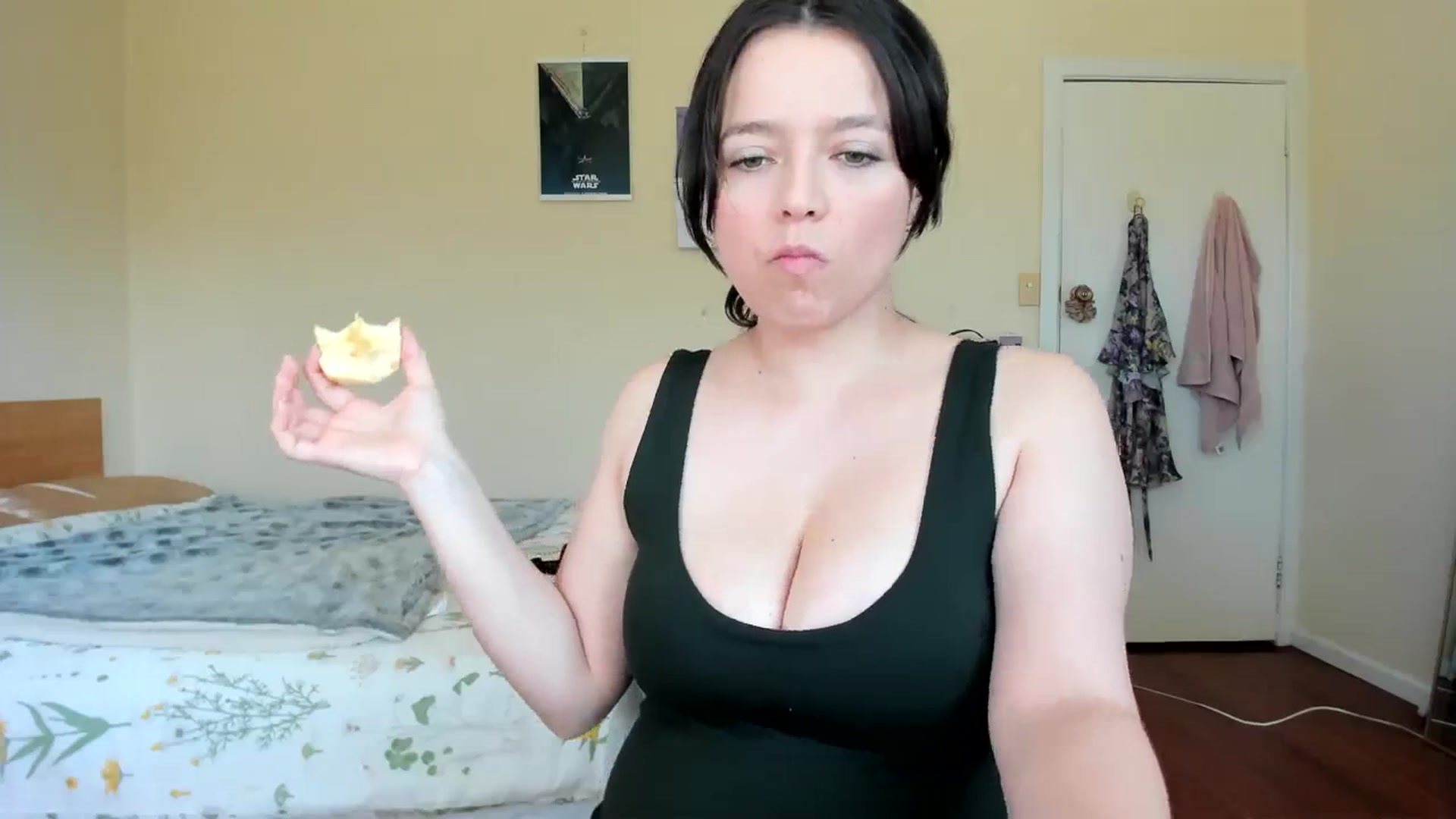 Gallery image thumbnail from MaryVader's myfreecams stream on, 08/22/2023, 05:19 image 7 of 20