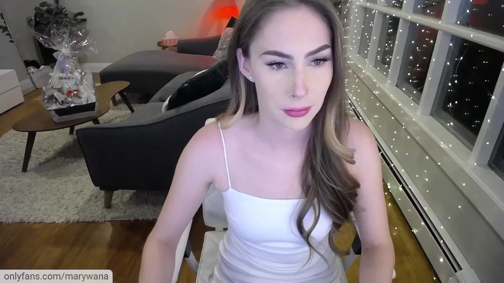 Gallery image thumbnail from MaryWana_'s myfreecams stream on, 12/10/2022, 05:18 image 1 of 20
