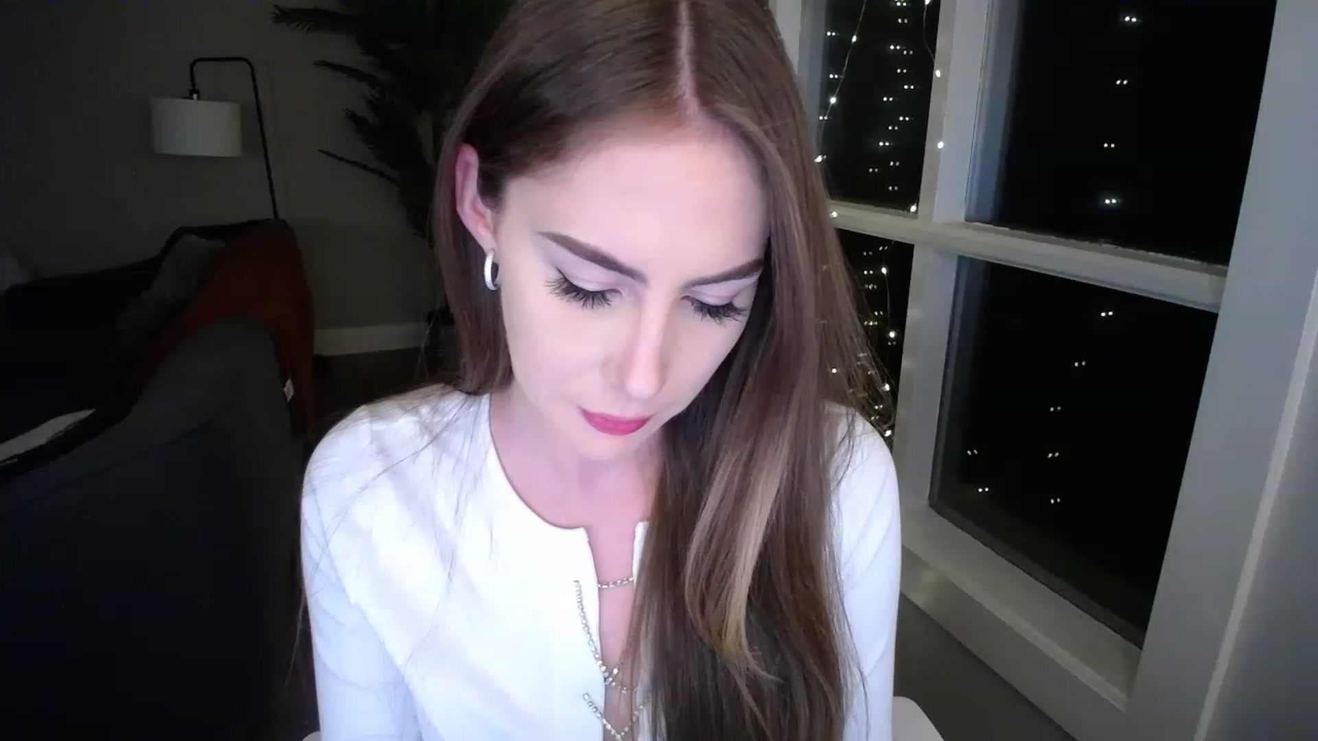Gallery image thumbnail from MaryWana_'s myfreecams stream on, 12/17/2022, 07:02 image 1 of 20