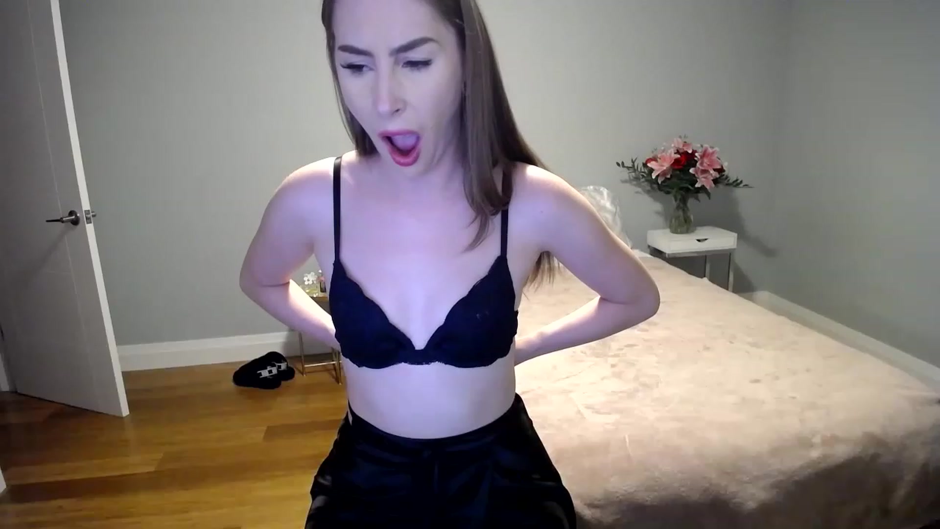 Gallery image thumbnail from MaryWana_'s myfreecams stream on, 01/21/2023, 05:53 image 18 of 20