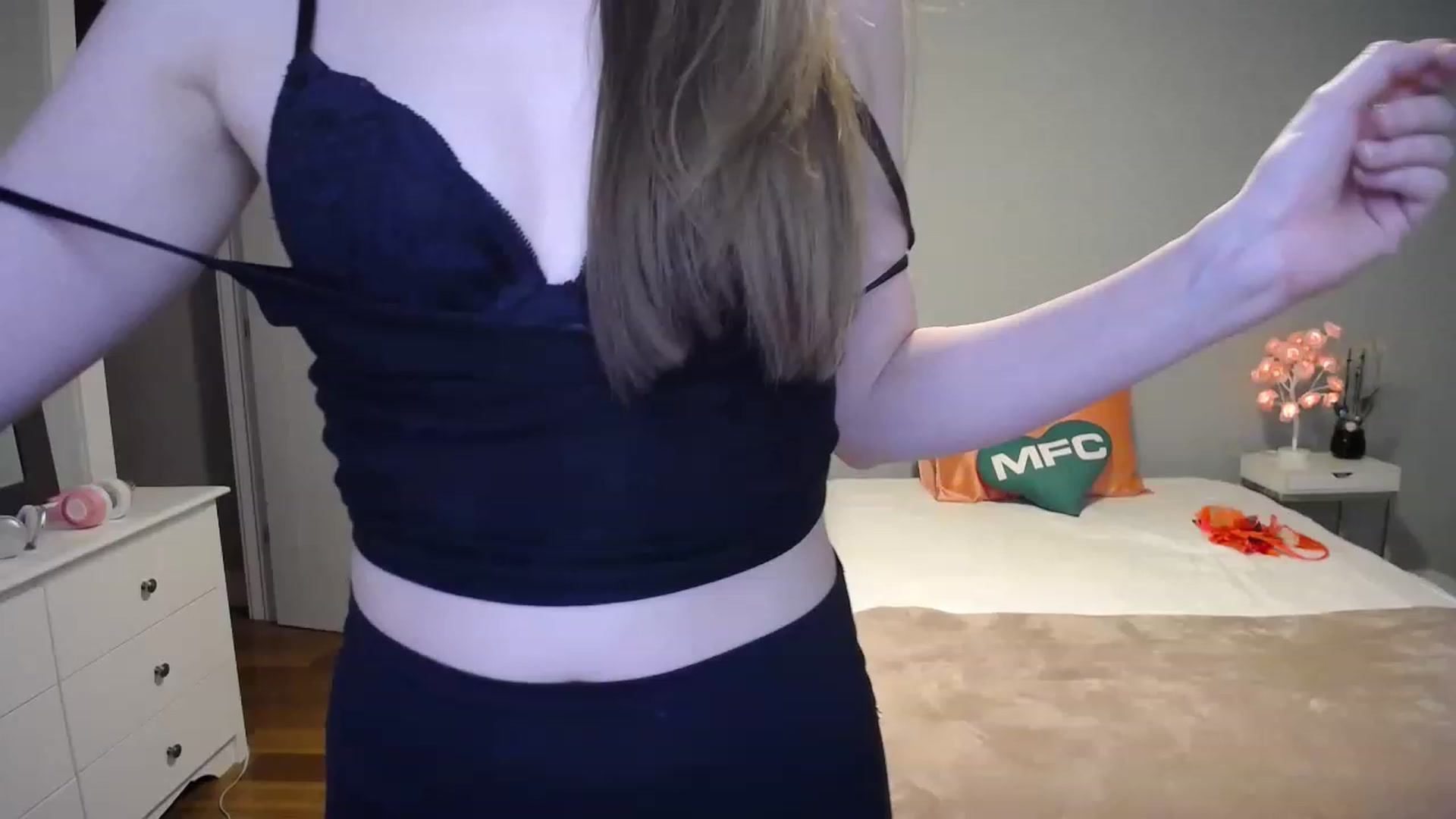 Gallery image thumbnail from MaryWana_'s myfreecams stream on, 02/11/2023, 06:25 image 7 of 20