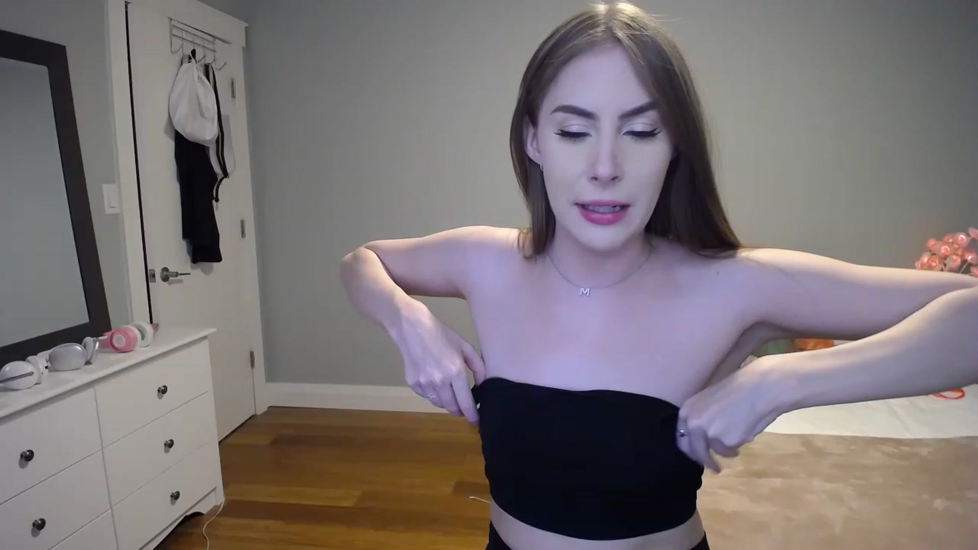 Gallery image thumbnail from MaryWana_'s myfreecams stream on, 02/11/2023, 06:25 image 15 of 20