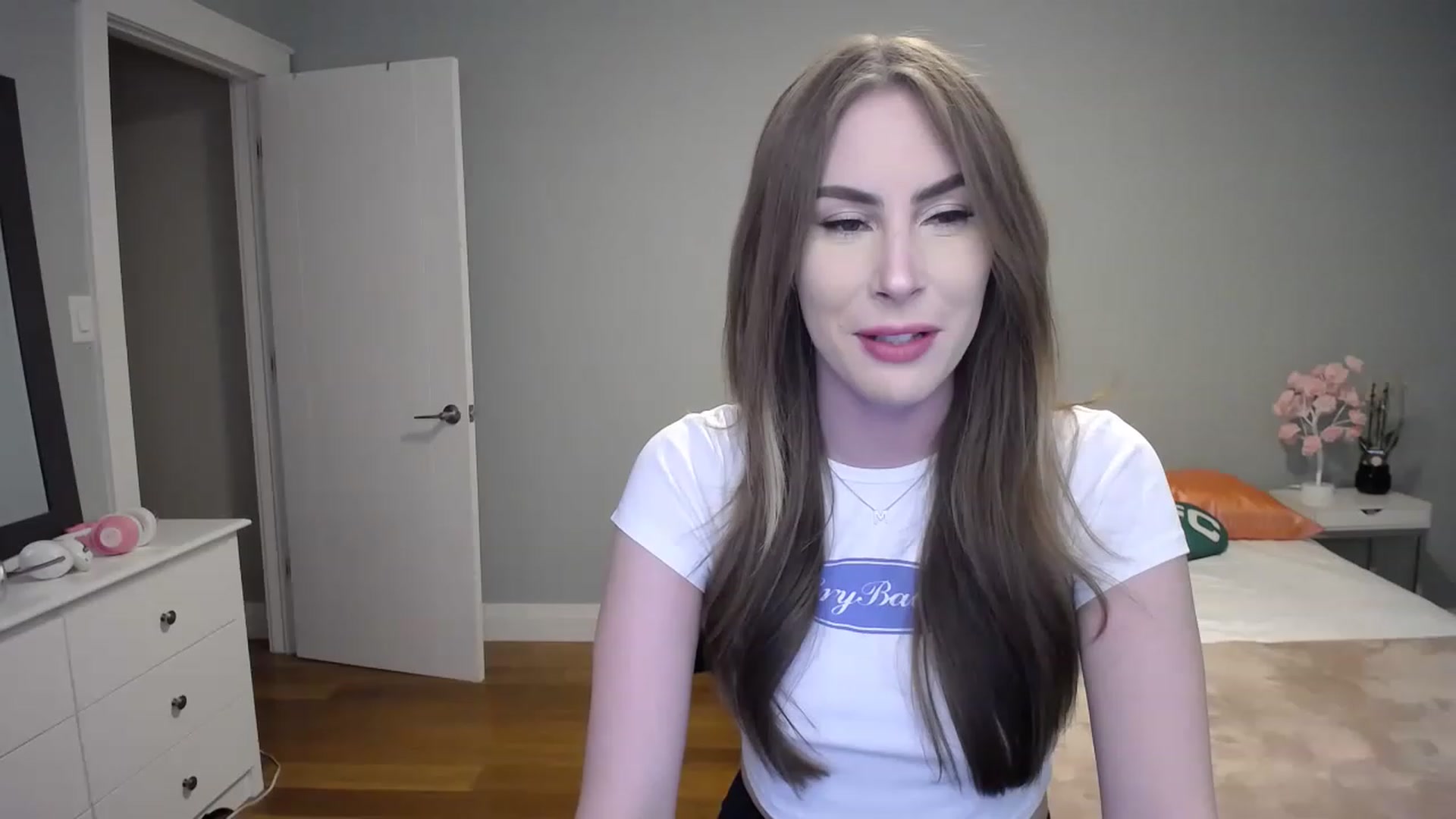 Gallery image thumbnail from MaryWana_'s myfreecams stream on, 02/13/2023, 01:29 image 9 of 20