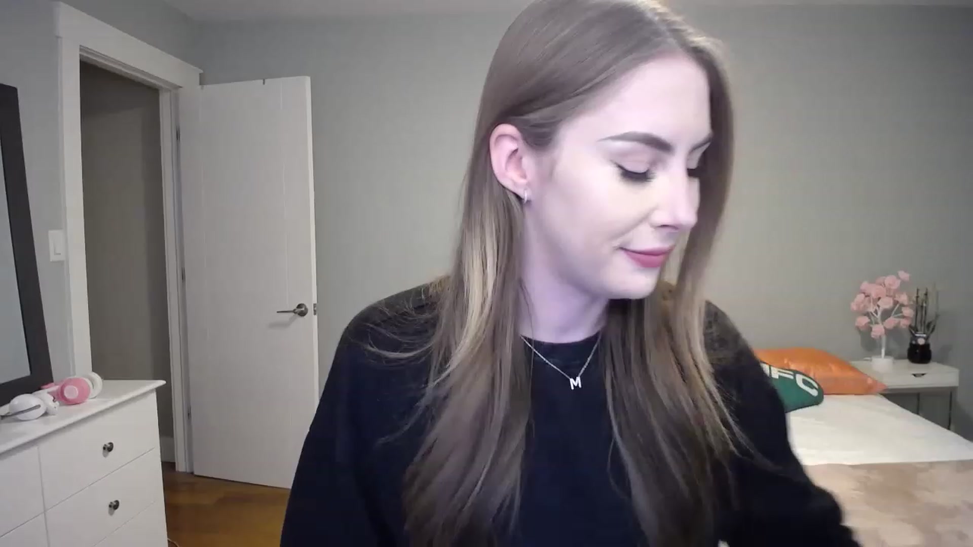 Gallery image thumbnail from MaryWana_'s myfreecams stream on, 02/13/2023, 01:29 image 3 of 20