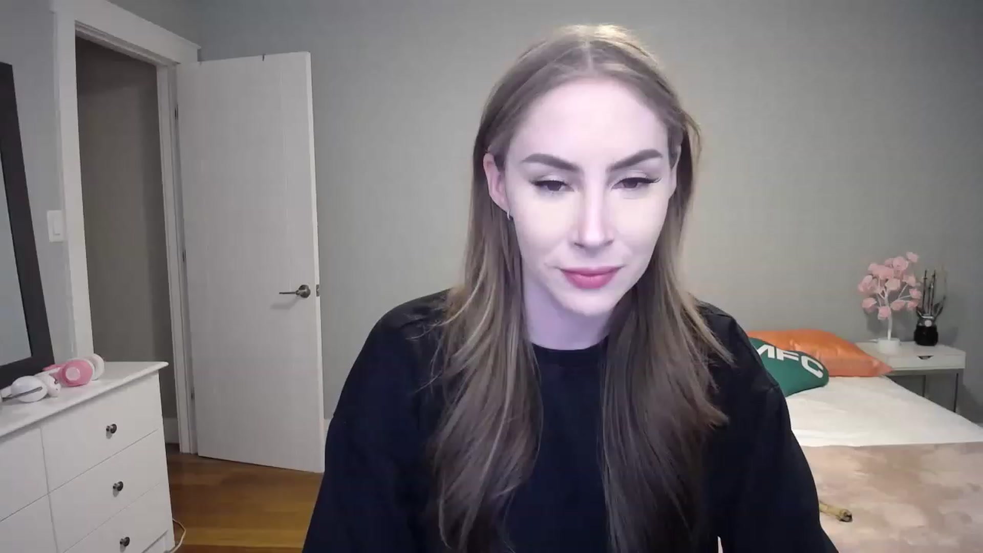 Gallery image thumbnail from MaryWana_'s myfreecams stream on, 02/13/2023, 01:29 image 1 of 20