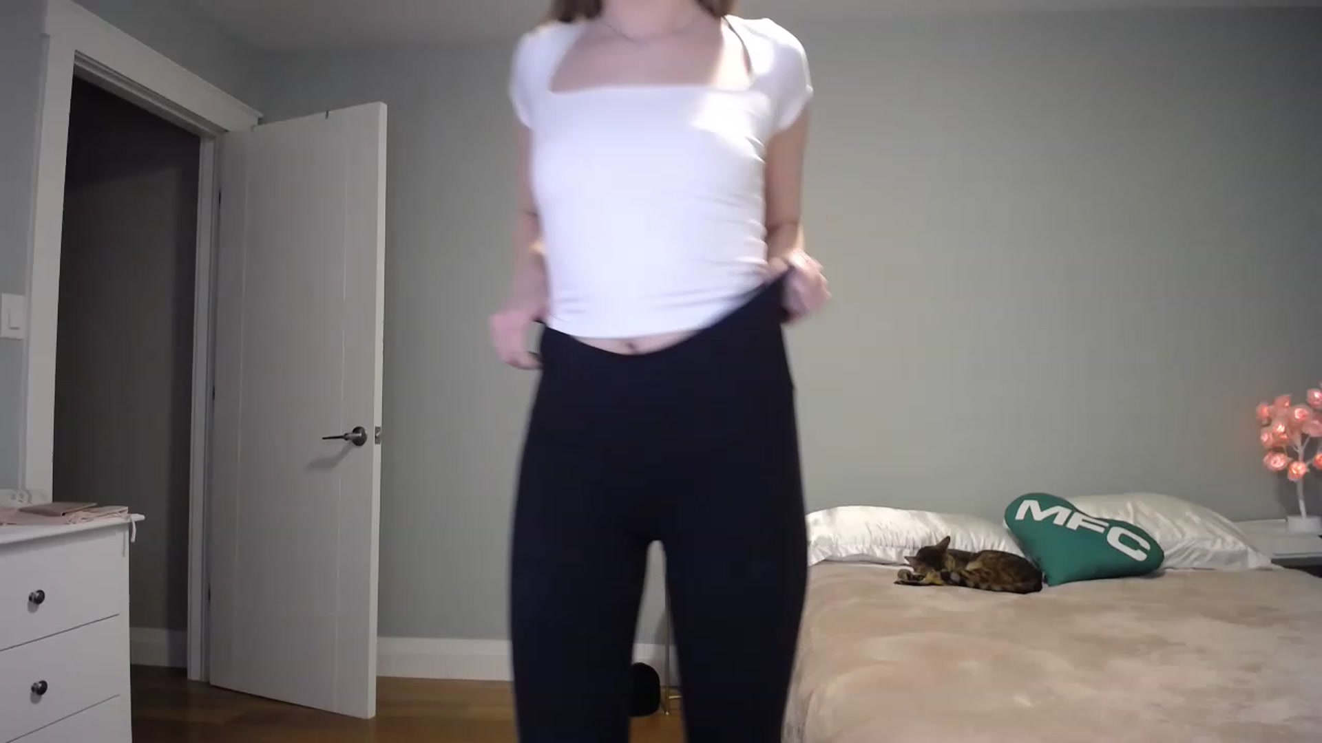 Gallery image thumbnail from MaryWana_'s myfreecams stream on, 03/07/2023, 23:50 image 16 of 20