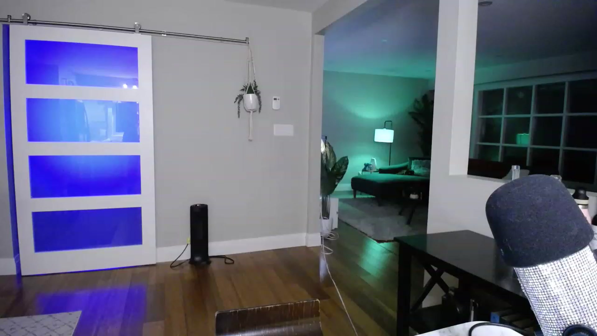 Gallery image thumbnail from MaryWana_'s myfreecams stream on, 03/19/2023, 04:57 image 18 of 20