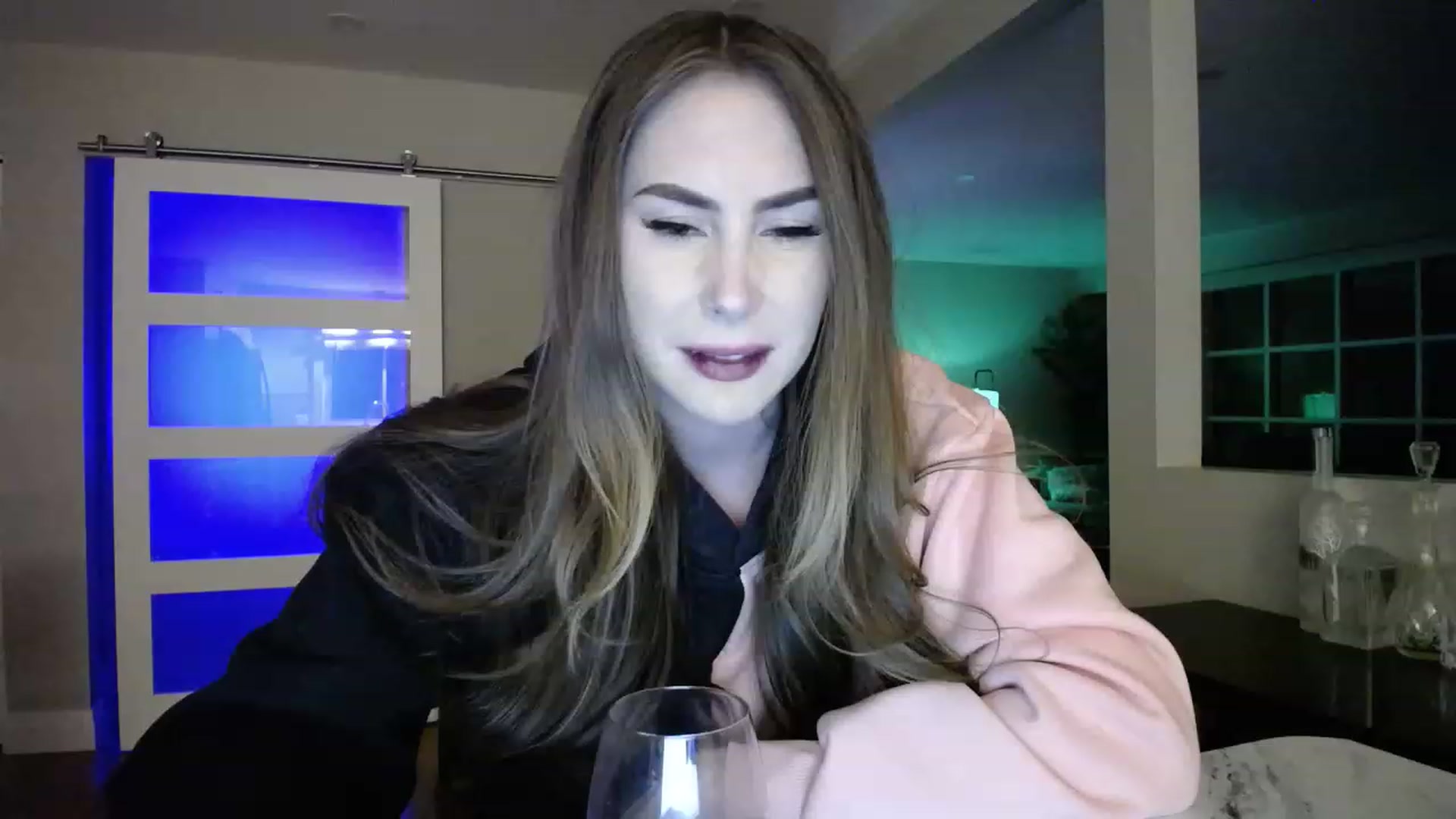 Gallery image thumbnail from MaryWana_'s myfreecams stream on, 03/20/2023, 05:32 image 15 of 20