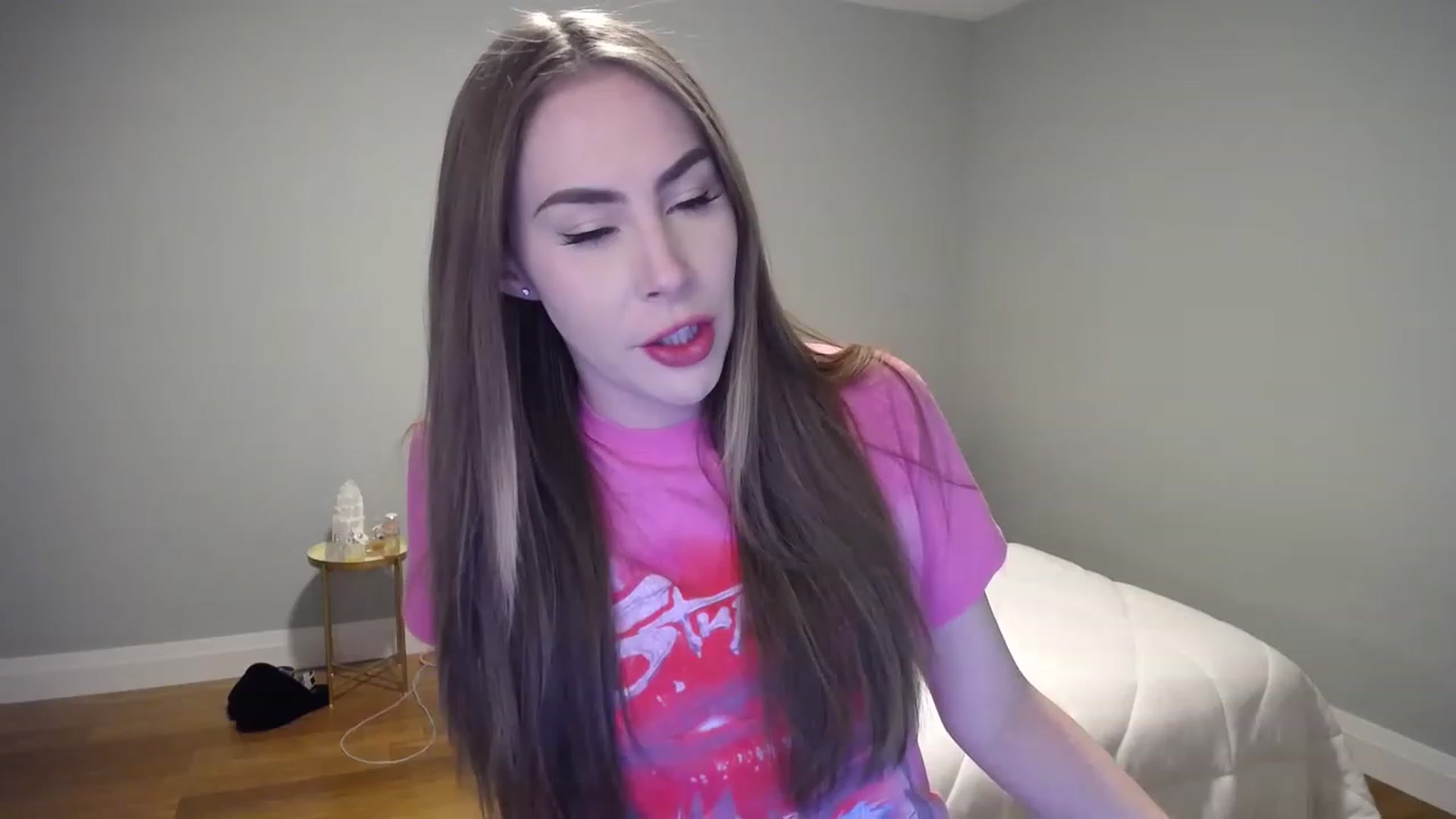 Gallery image thumbnail from MaryWana_'s myfreecams stream on, 03/28/2023, 04:37 image 6 of 20