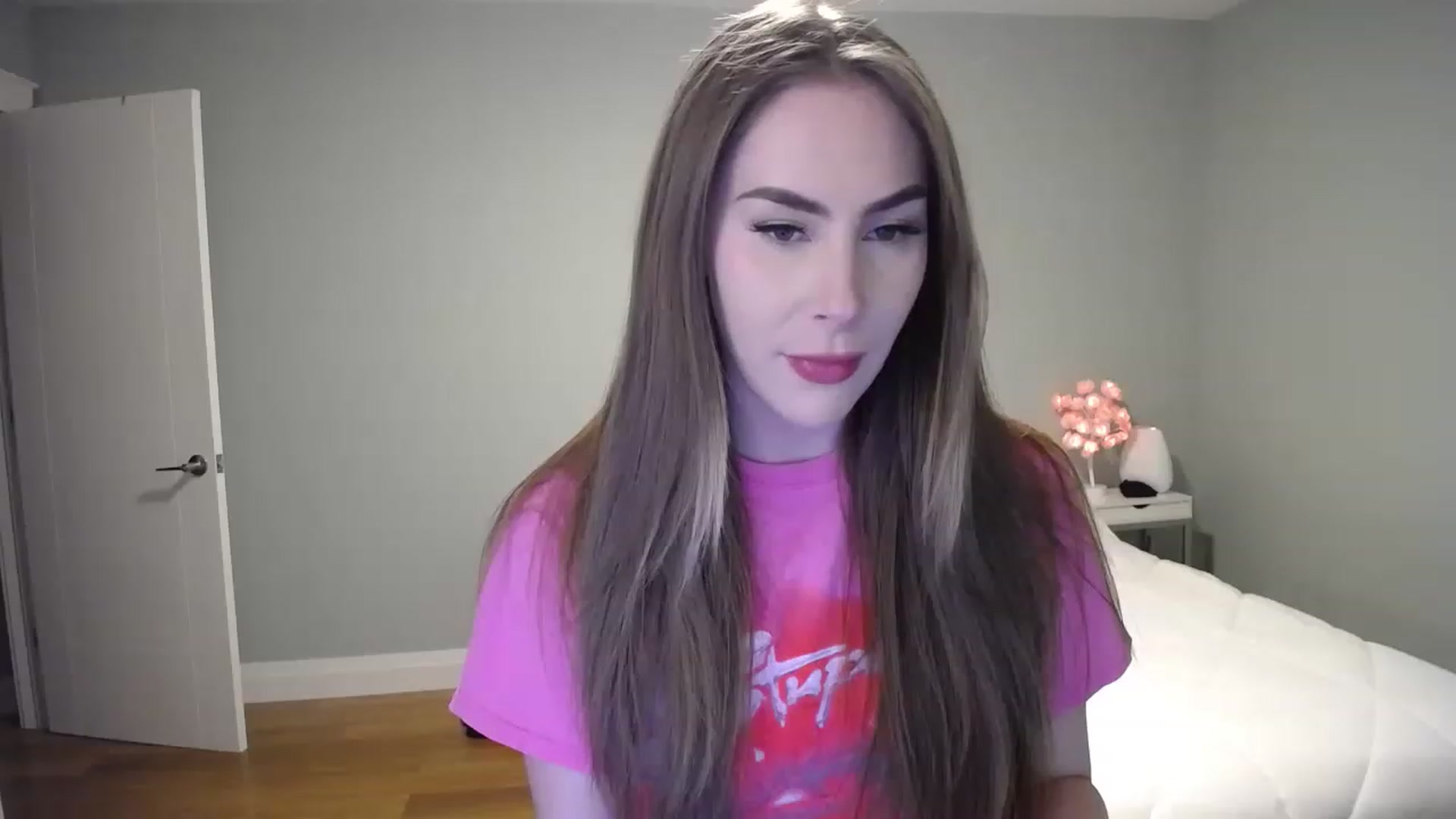 Gallery image thumbnail from MaryWana_'s myfreecams stream on, 03/28/2023, 04:37 image 5 of 20