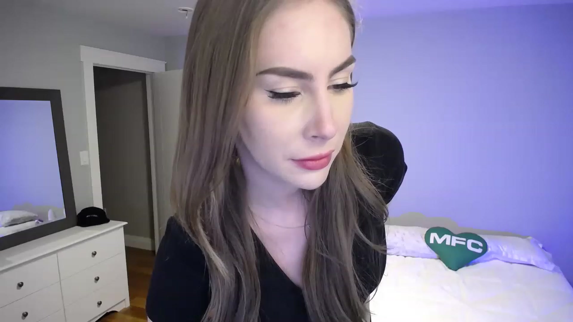 Gallery image thumbnail from MaryWana_'s myfreecams stream on, 04/01/2023, 24:00 image 14 of 20