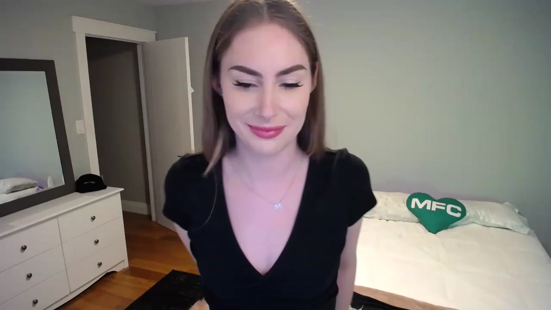 Gallery image thumbnail from MaryWana_'s myfreecams stream on, 04/01/2023, 24:00 image 3 of 20