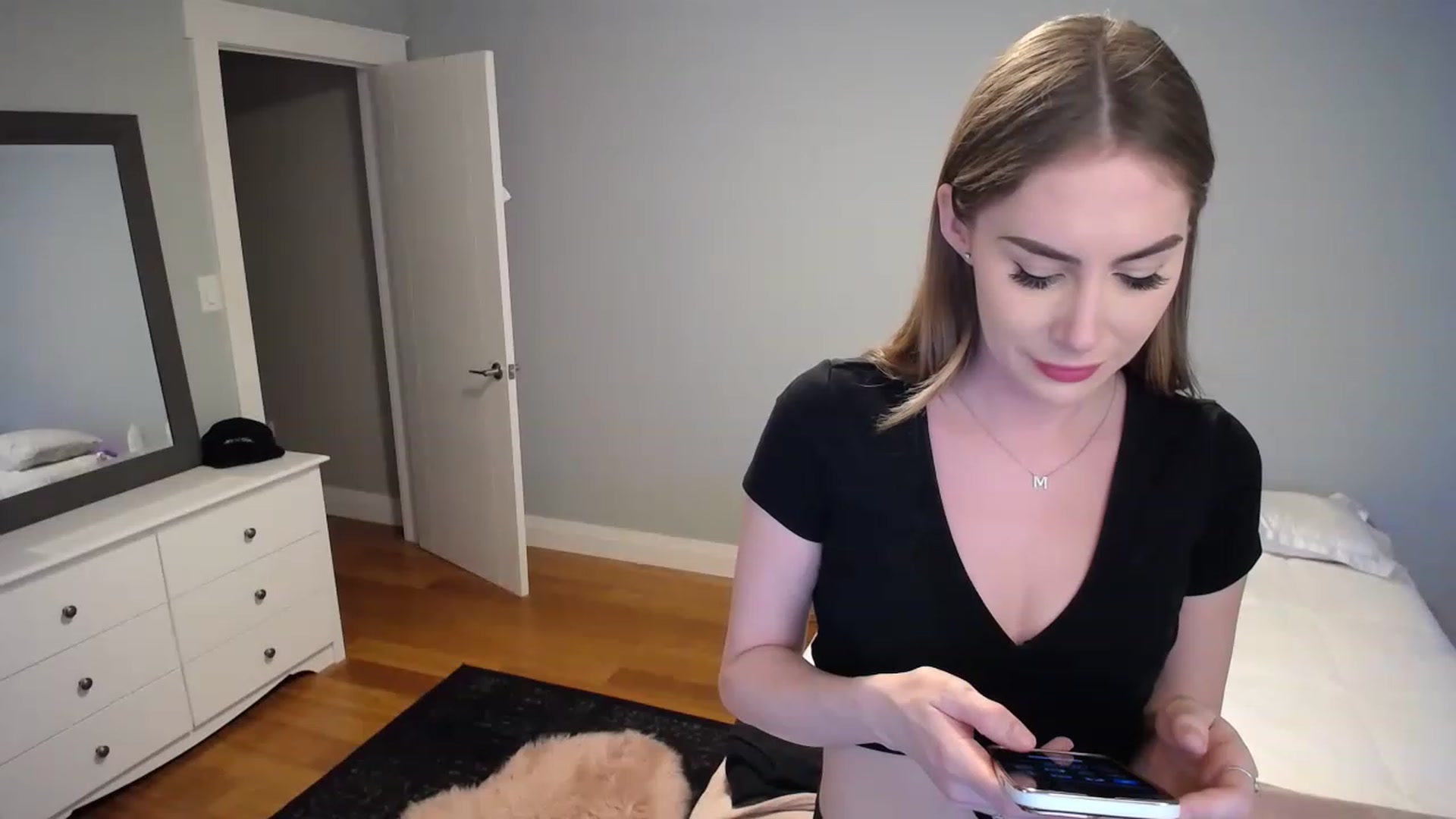 Gallery image thumbnail from MaryWana_'s myfreecams stream on, 04/01/2023, 24:22 image 5 of 20