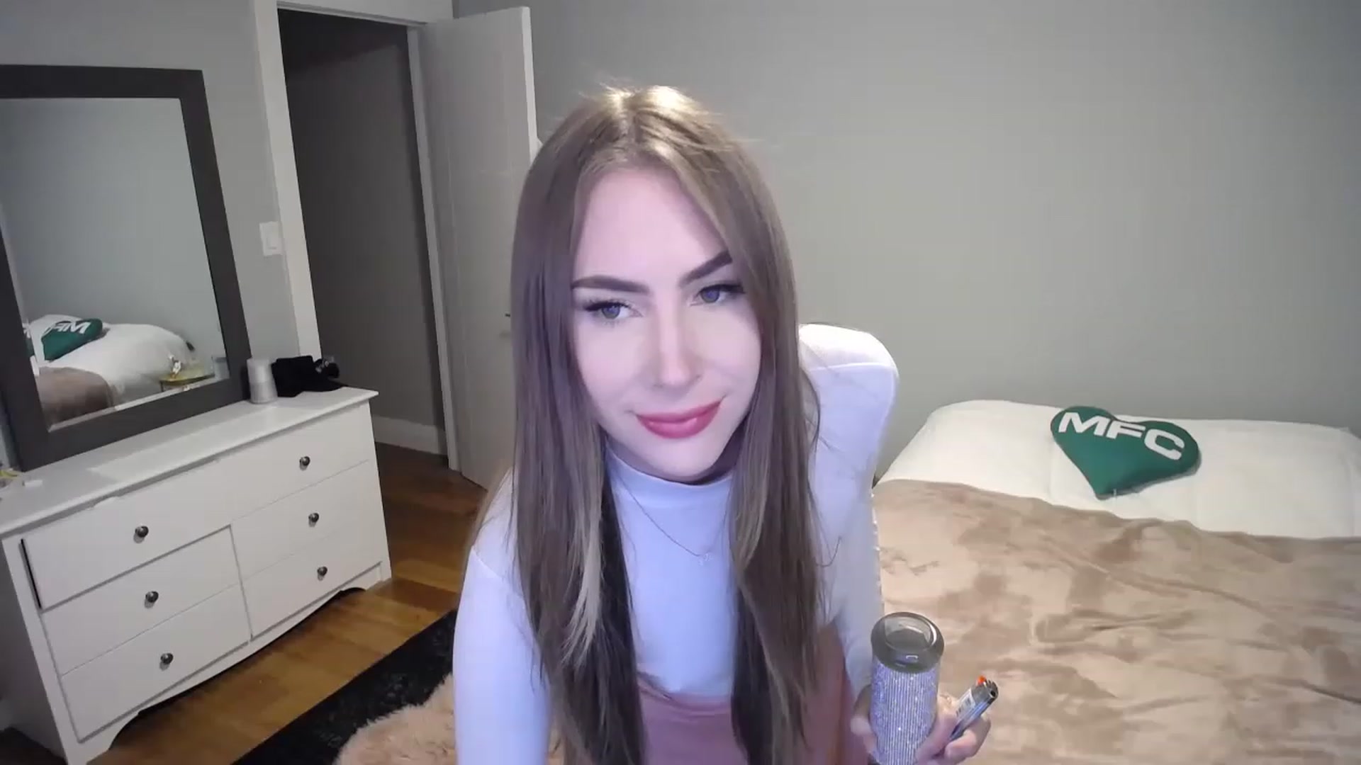 Gallery image thumbnail from MaryWana_'s myfreecams stream on, 04/09/2023, 01:35 image 10 of 20