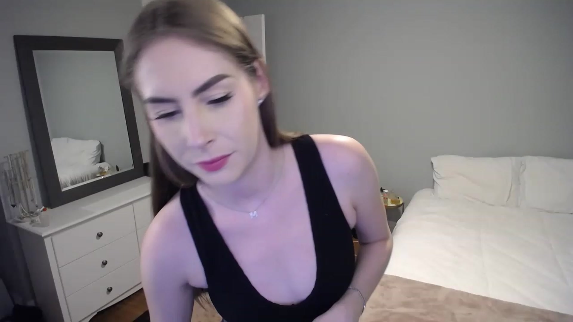 Gallery image thumbnail from MaryWana_'s myfreecams stream on, 04/17/2023, 02:47 image 8 of 20