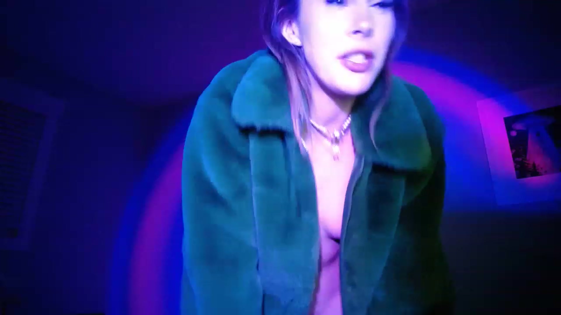 Gallery image thumbnail from MaryWana_'s myfreecams stream on, 04/21/2023, 03:06 image 15 of 20