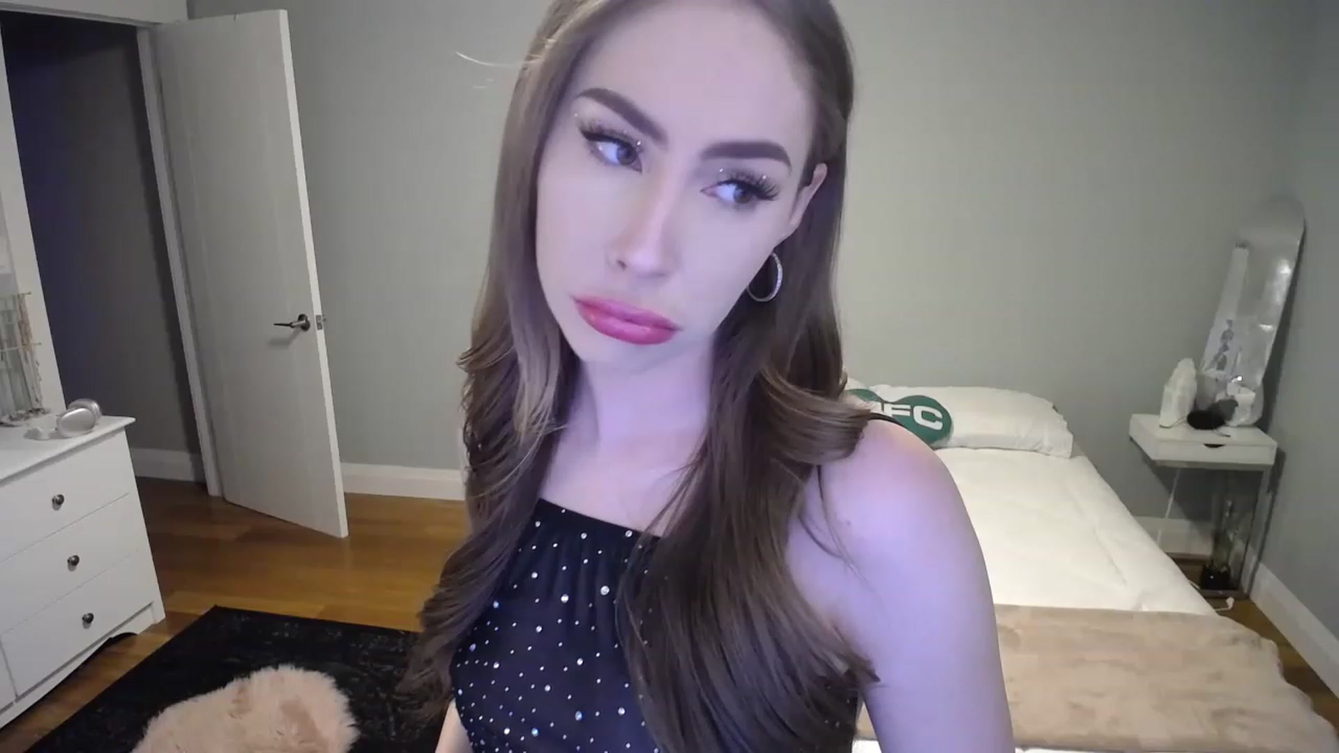 Gallery image thumbnail from MaryWana_'s myfreecams stream on, 04/30/2023, 04:33 image 6 of 20