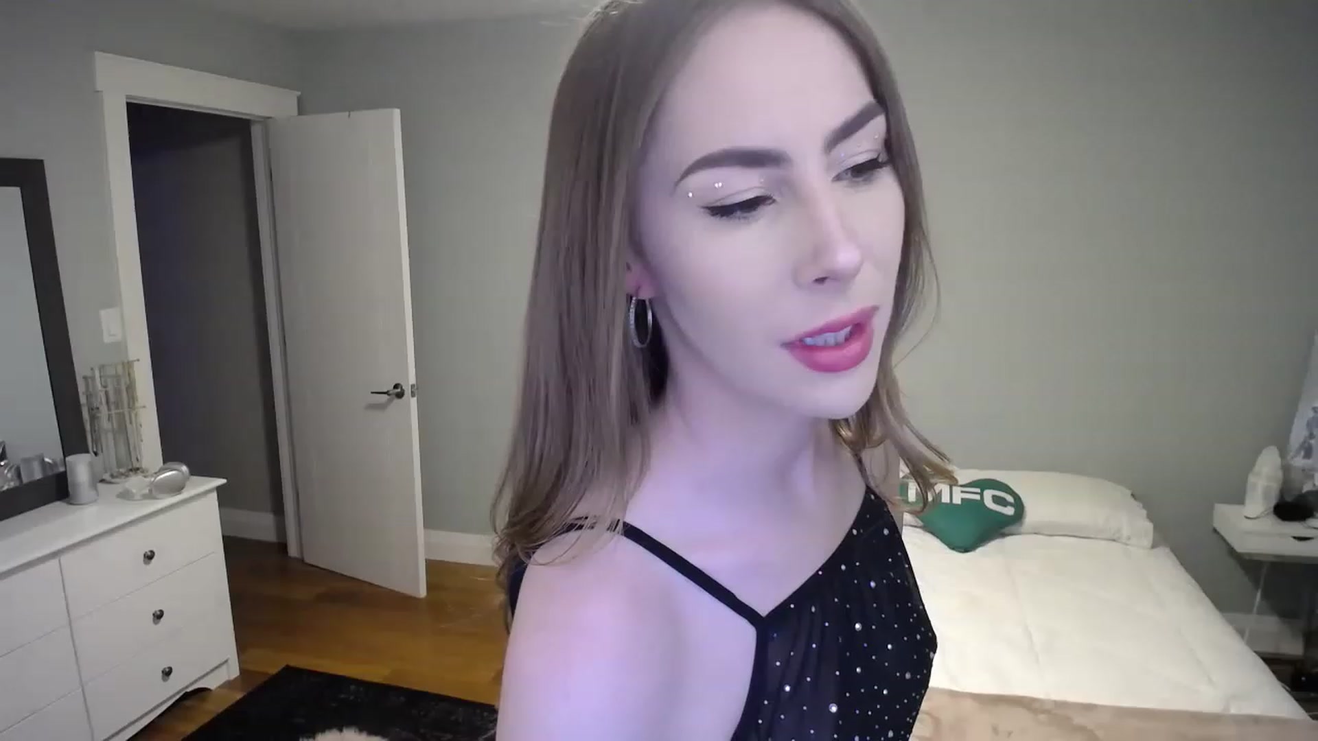 Gallery image thumbnail from MaryWana_'s myfreecams stream on, 04/30/2023, 04:33 image 15 of 20