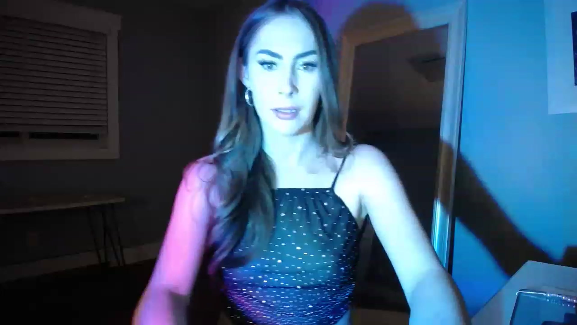 Gallery image thumbnail from MaryWana_'s myfreecams stream on, 04/30/2023, 05:21 image 10 of 20