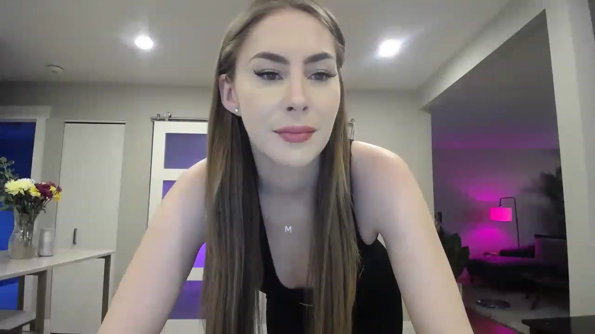 Gallery image thumbnail from MaryWana_'s myfreecams stream on, 05/05/2023, 01:45 image 2 of 20