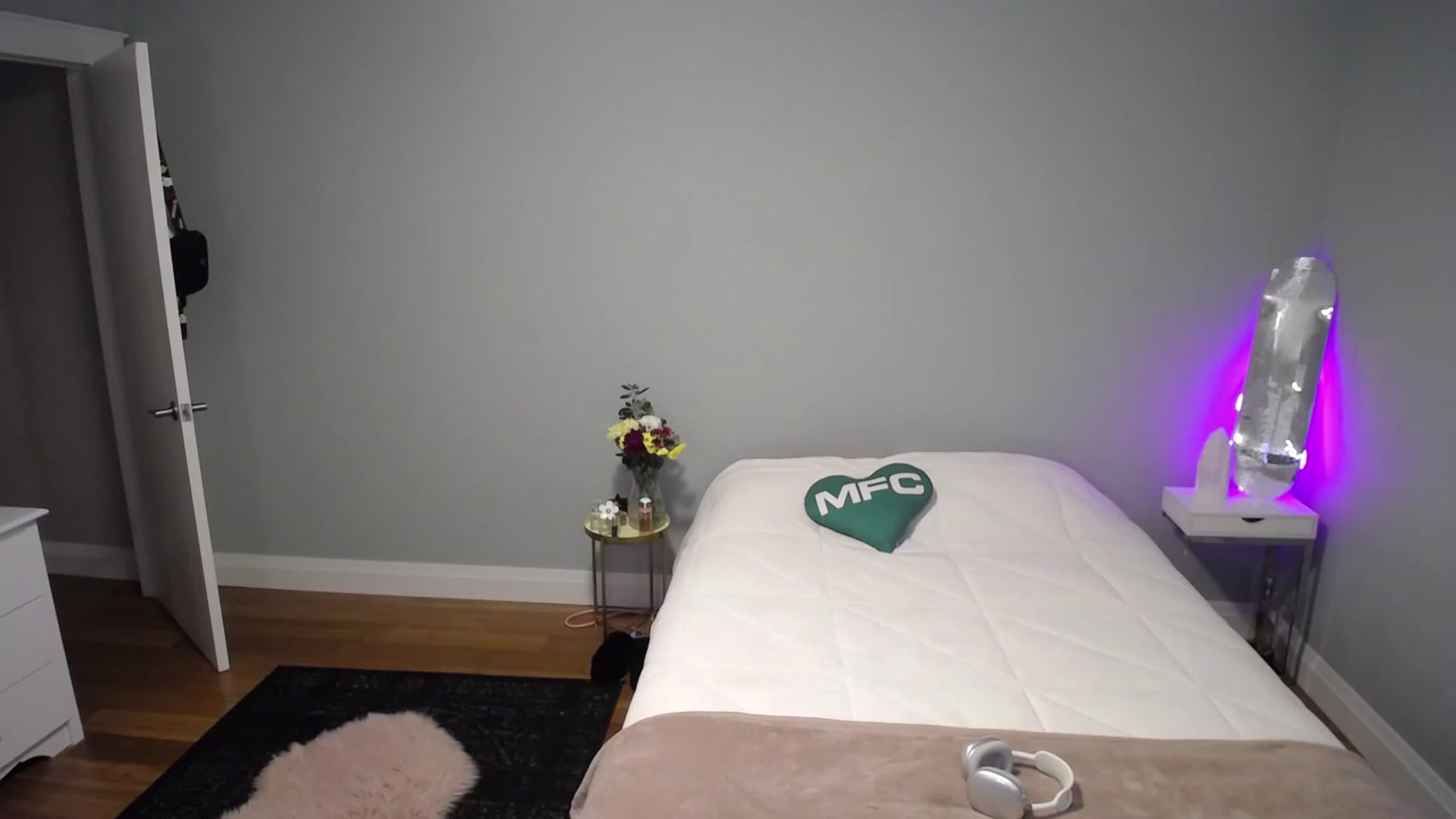 Gallery image thumbnail from MaryWana_'s myfreecams stream on, 05/07/2023, 05:12 image 1 of 20
