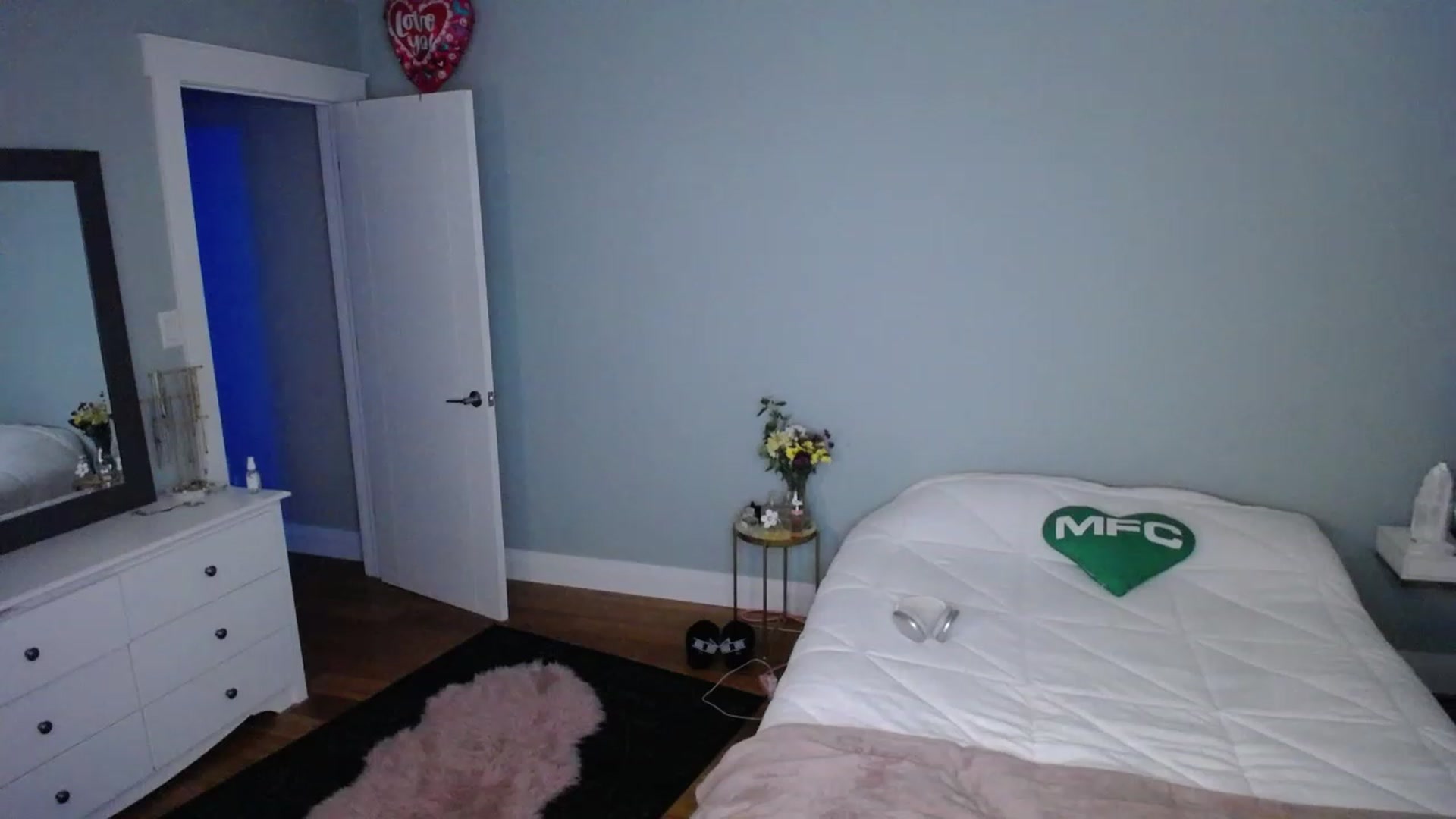 Gallery image thumbnail from MaryWana_'s myfreecams stream on, 05/15/2023, 05:21 image 18 of 20