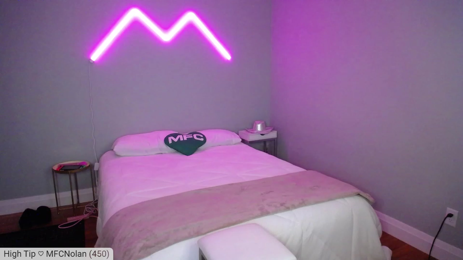 Gallery image thumbnail from MaryWana_'s myfreecams stream on, 06/04/2023, 03:42 image 14 of 20