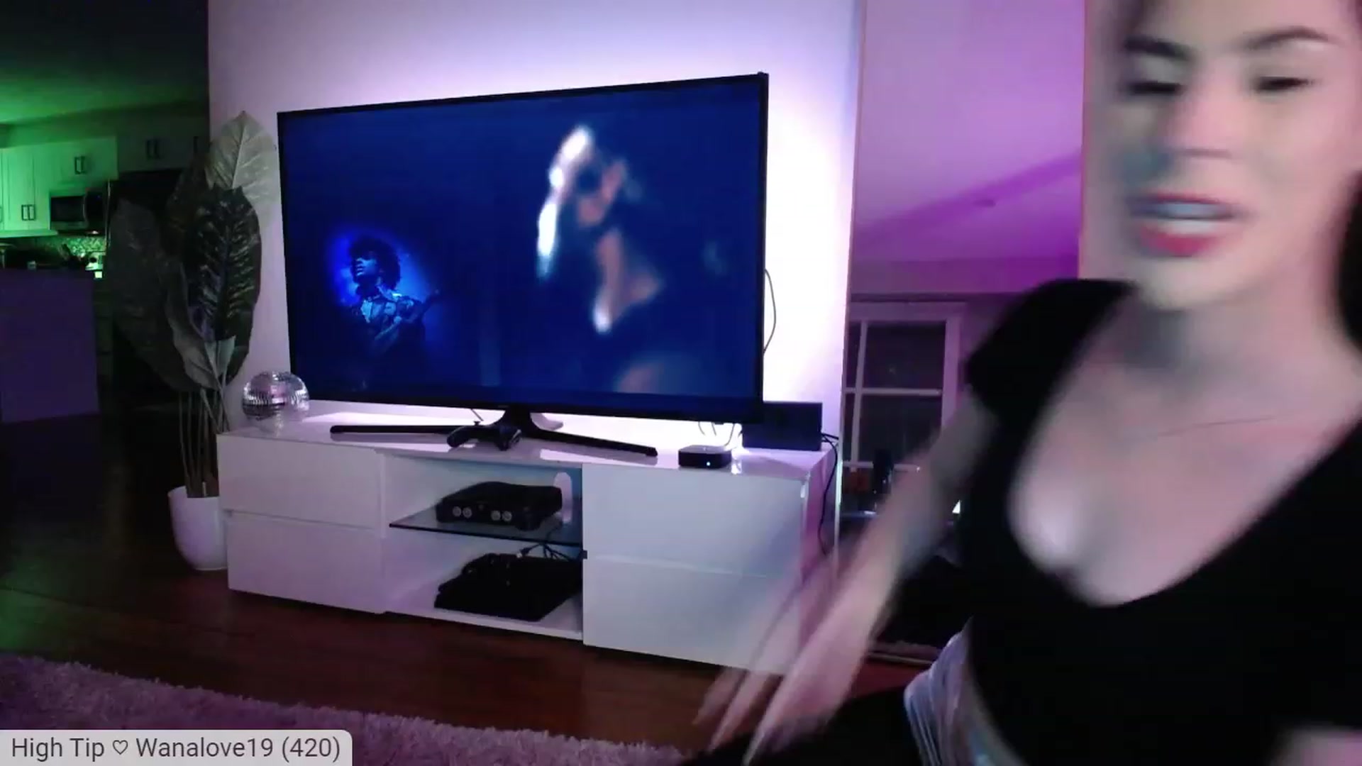 Gallery image thumbnail from MaryWana_'s myfreecams stream on, 06/26/2023, 05:15 image 20 of 20