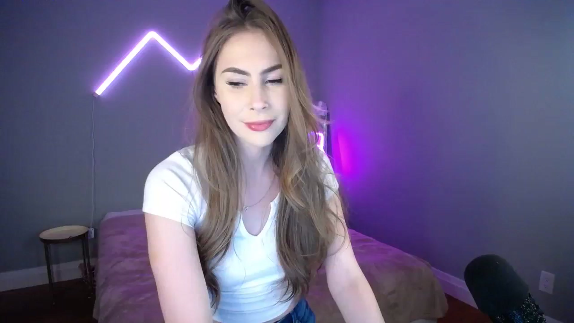 Gallery image thumbnail from MaryWana_'s myfreecams stream on, 08/01/2023, 07:01 image 16 of 20