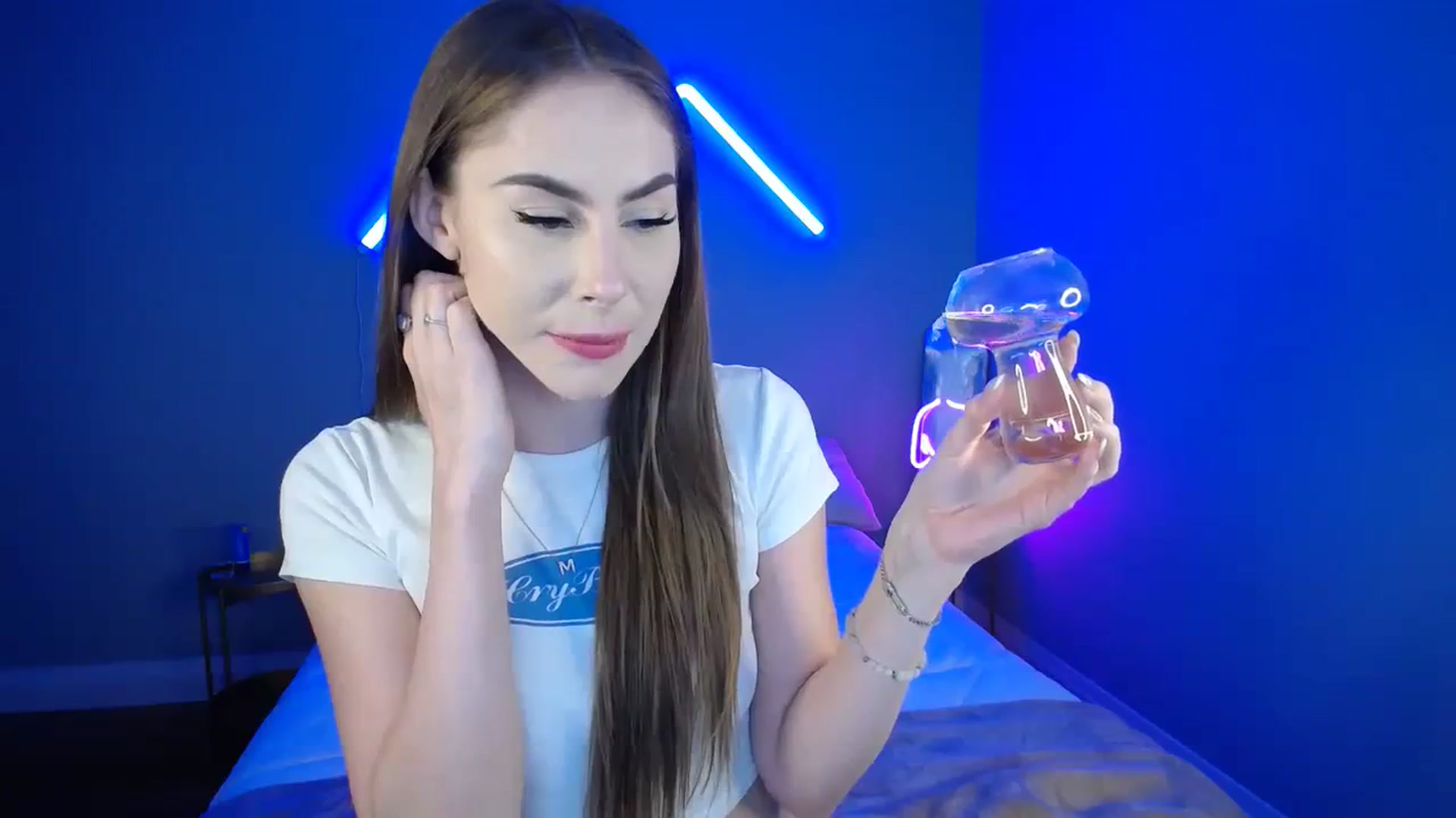 Gallery image thumbnail from MaryWana_'s myfreecams stream on, 09/15/2023, 04:45 image 10 of 20